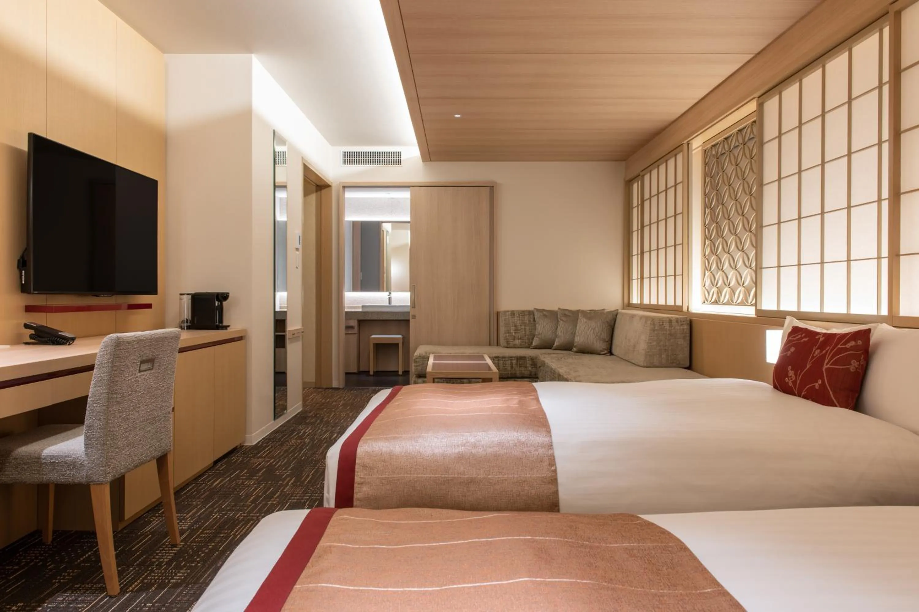 Photo of the whole room, Bed in Hotel Vista Kanazawa