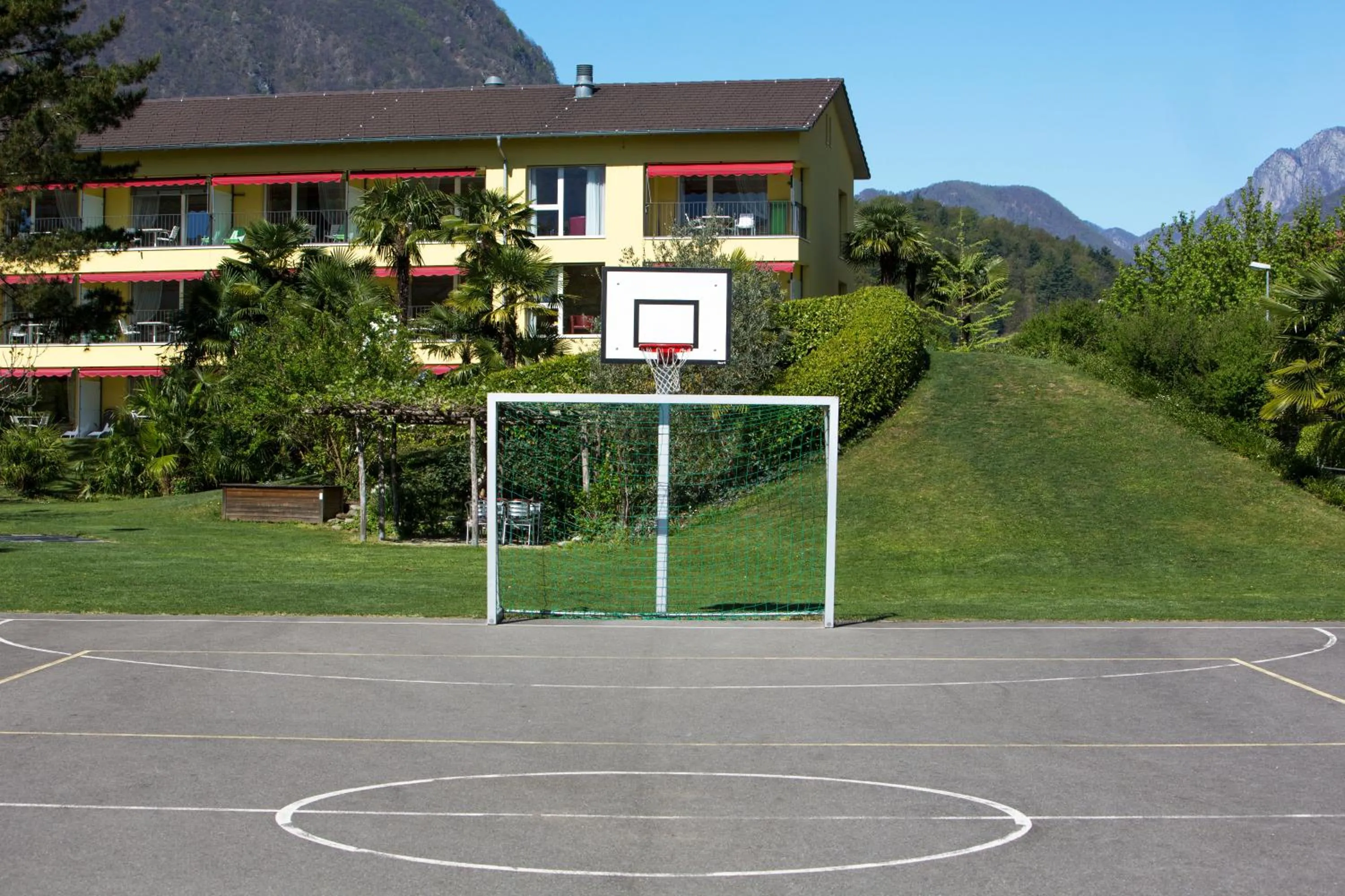 Facade/entrance in Parkhotel Emmaus - Casa del Sole