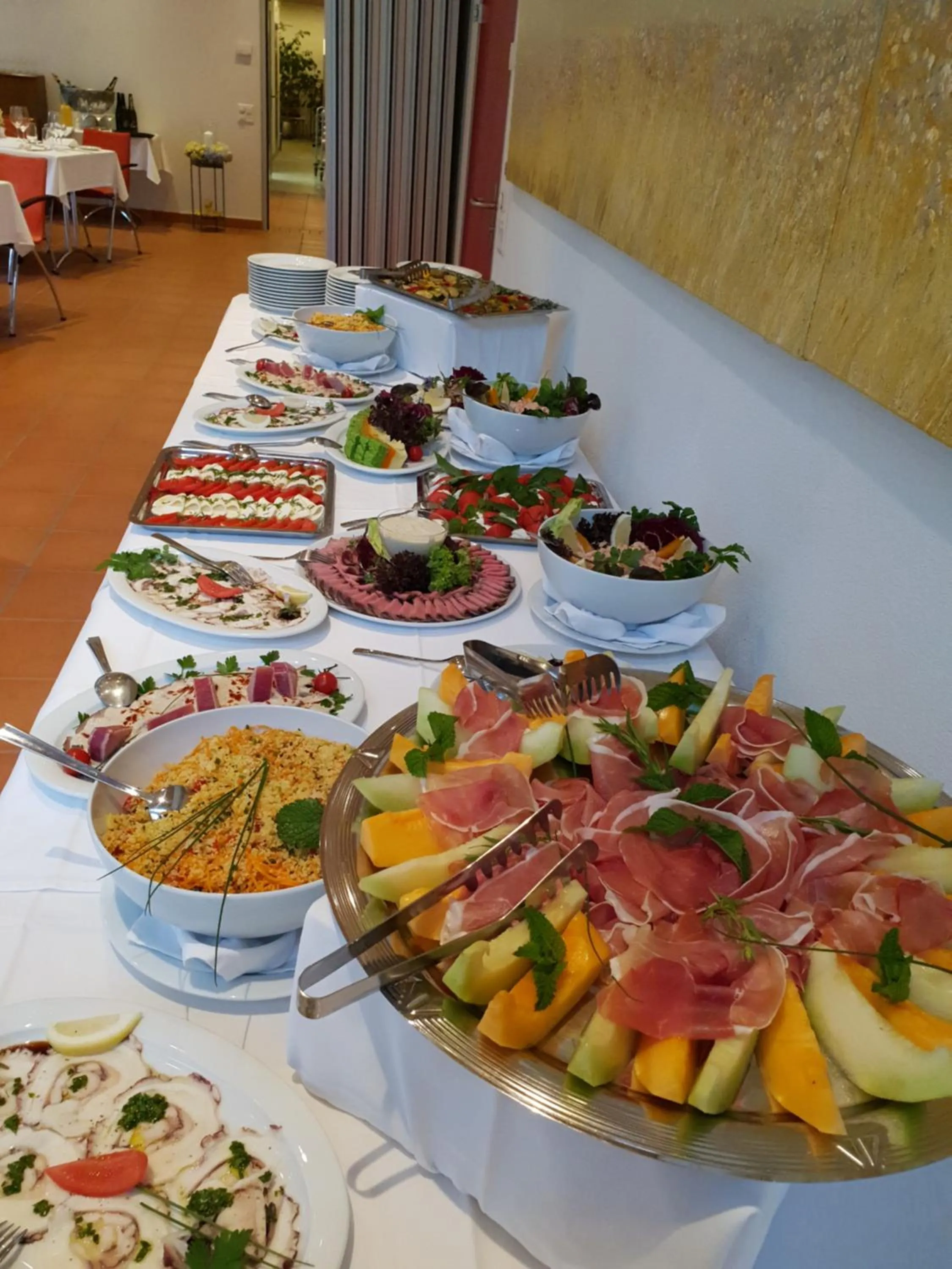 Food and drinks in Parkhotel Emmaus - Casa del Sole