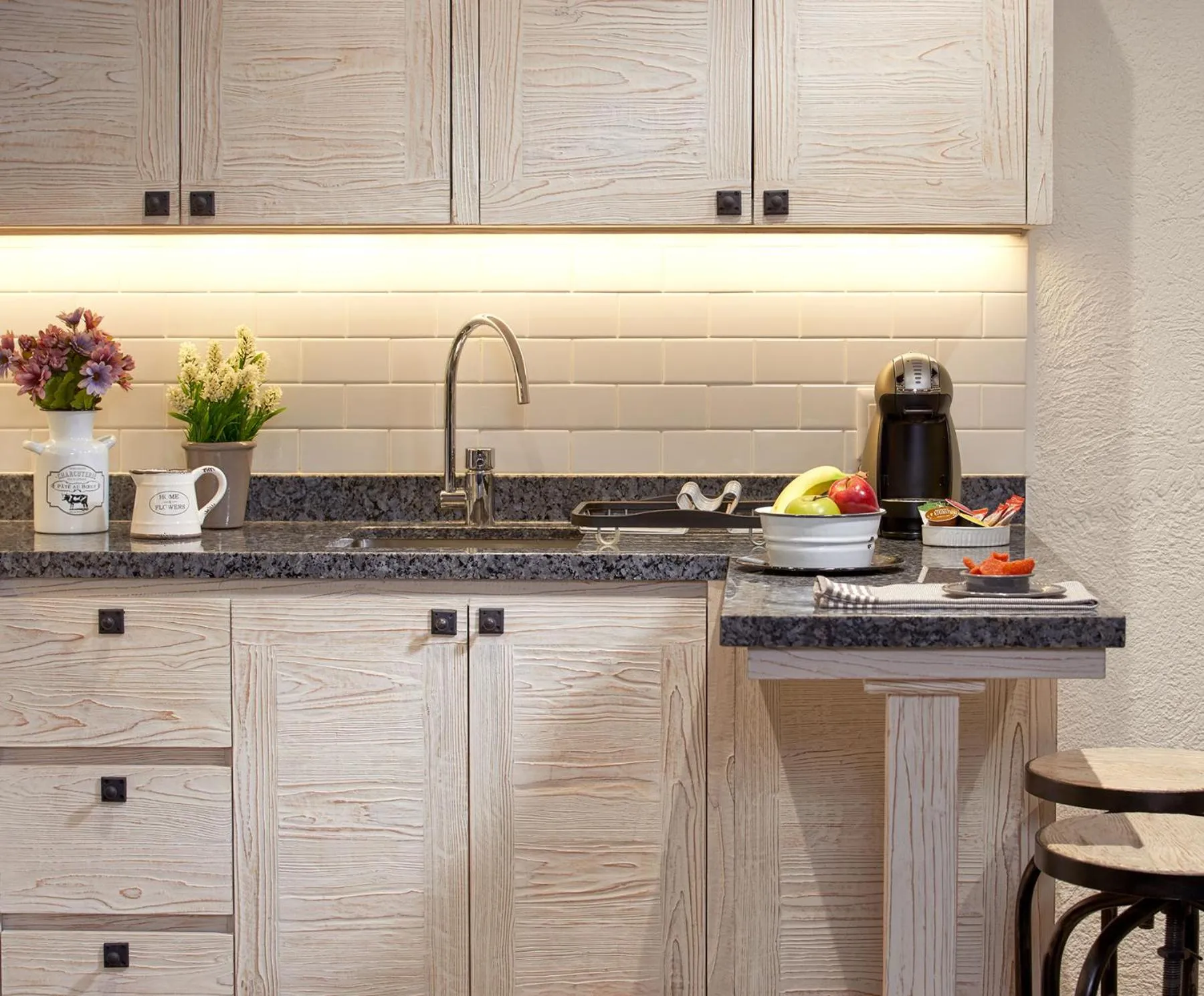 Kitchen or kitchenette in H21 Hospedaje Boutique