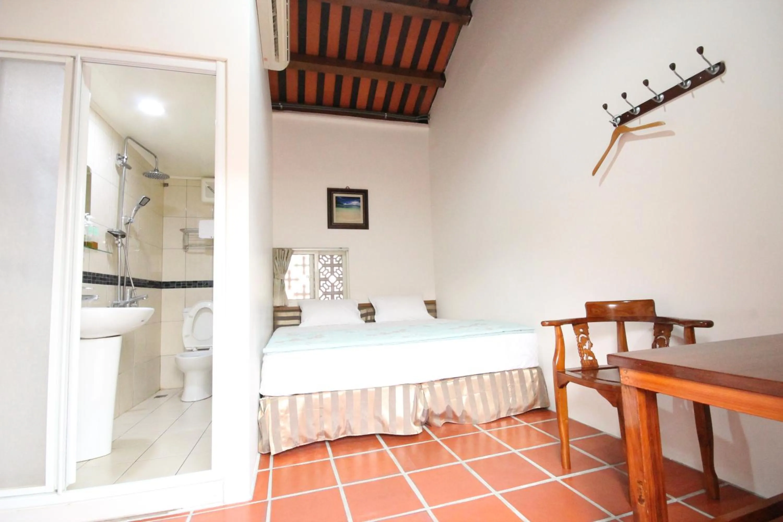 Shower in SEAVIEW-SHOY B&B