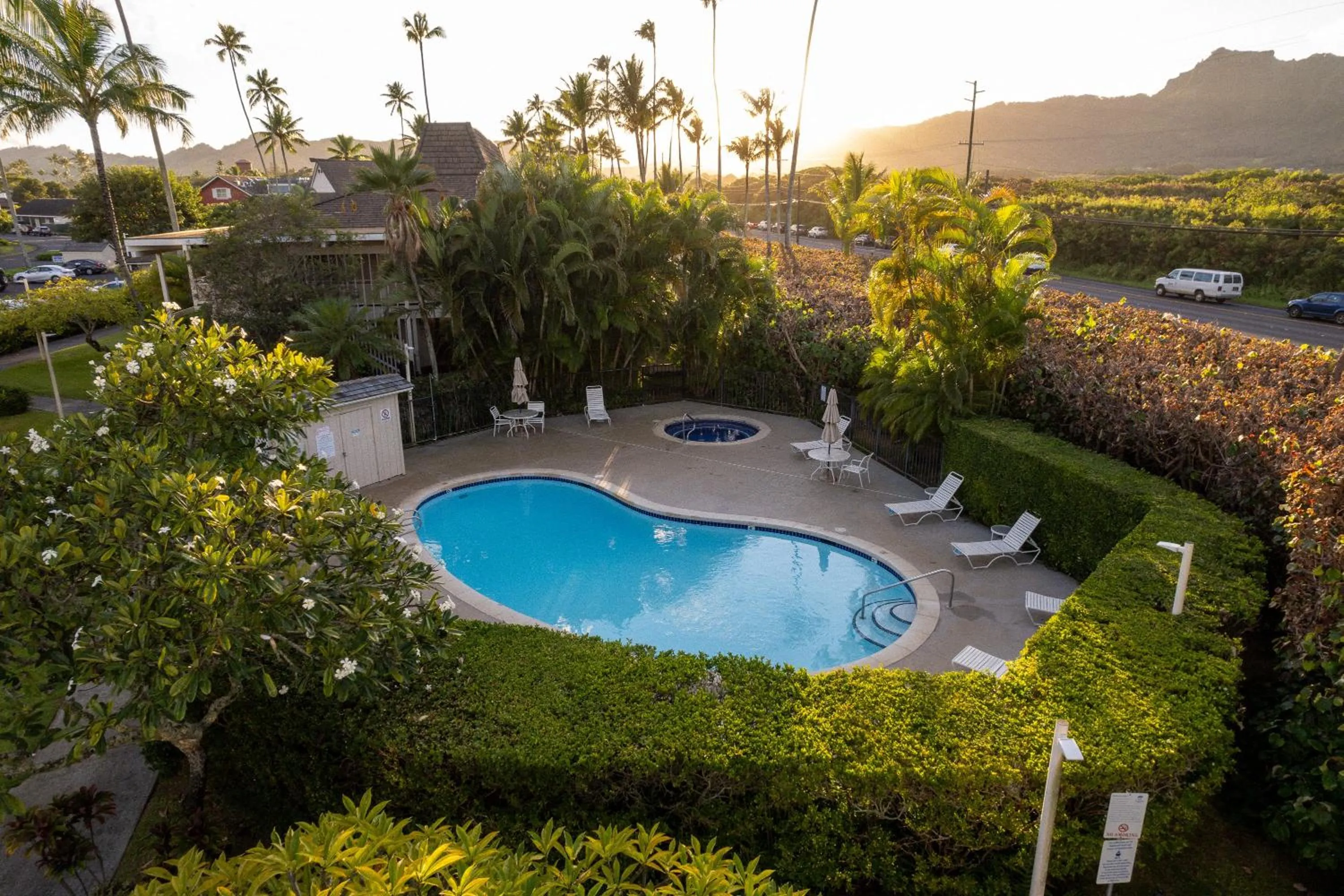 Bird's eye view in Plantation Hale Suites