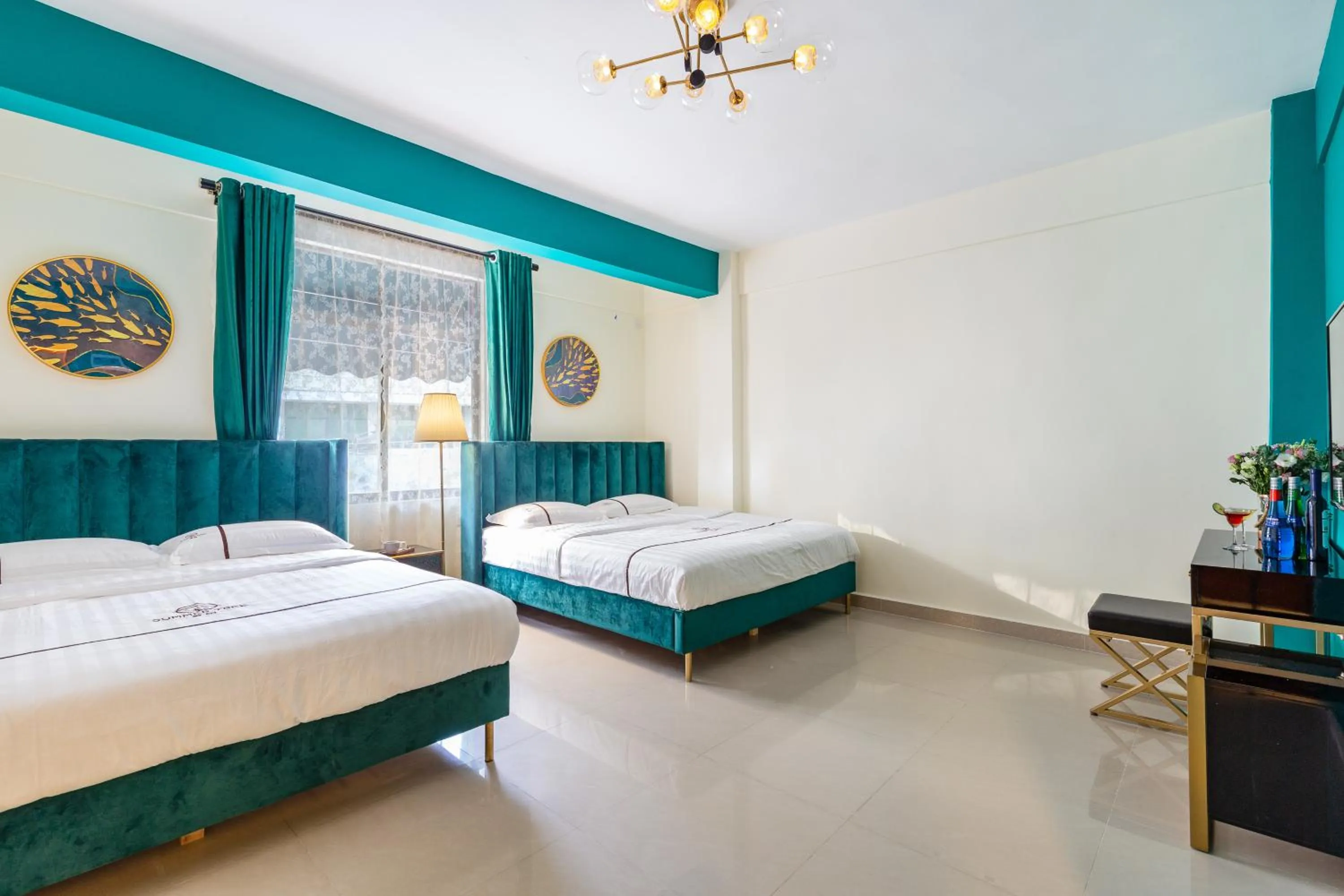 Photo of the whole room, Bed in Summer Tree Inn