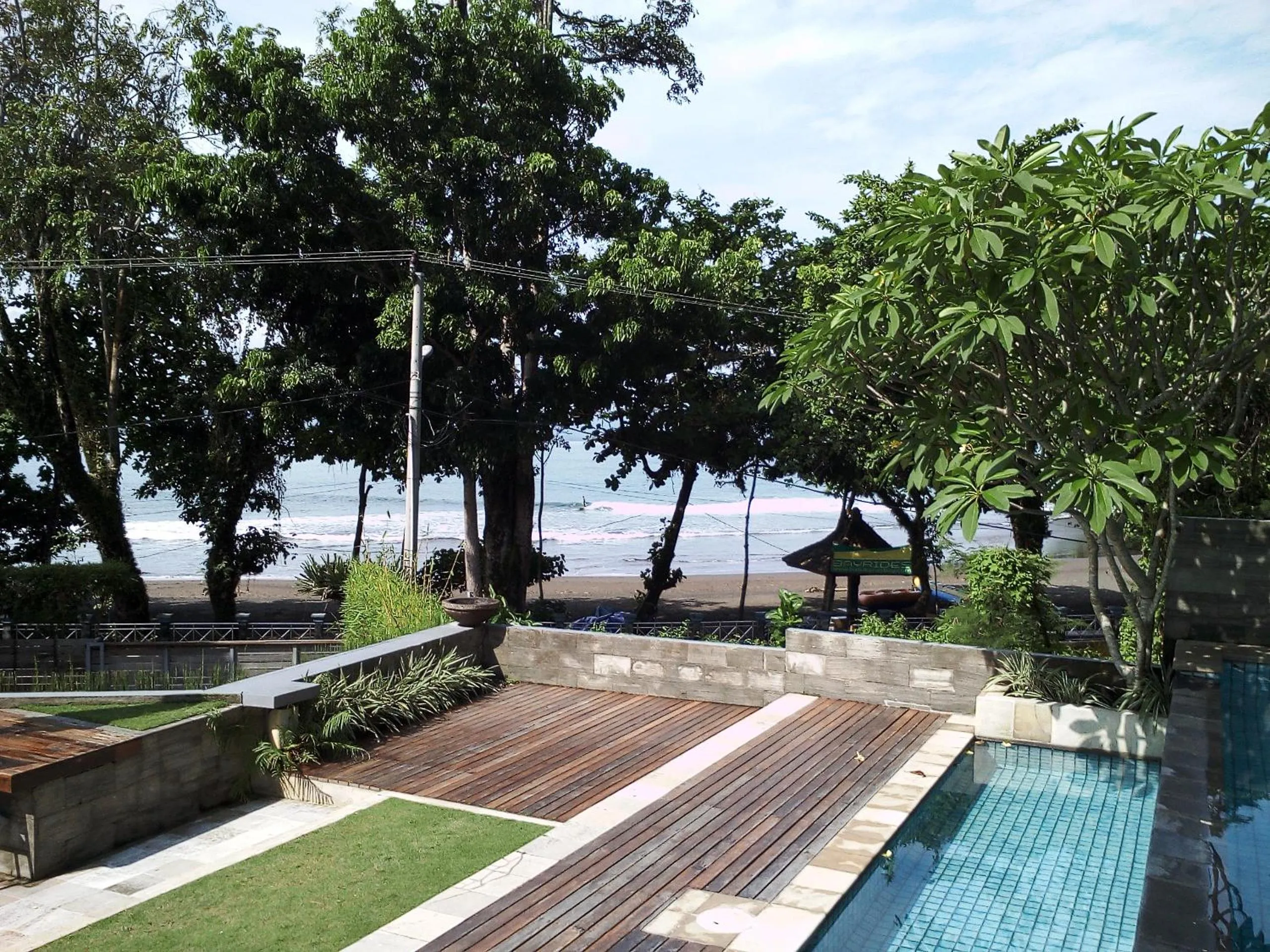 Swimming pool in JavaCove Beach Hotel