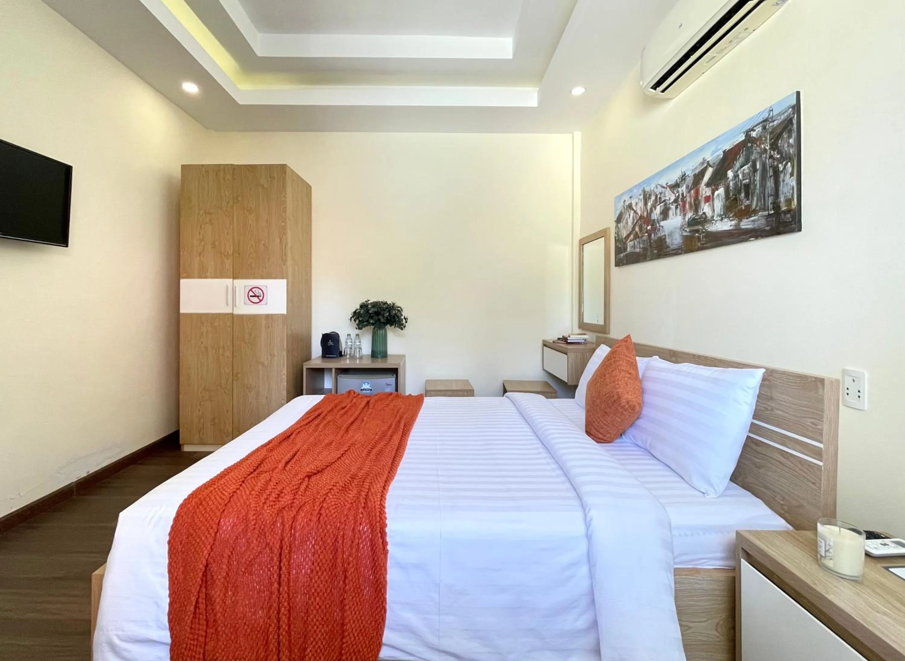 Bed in Joi Boutique Bãi Trước