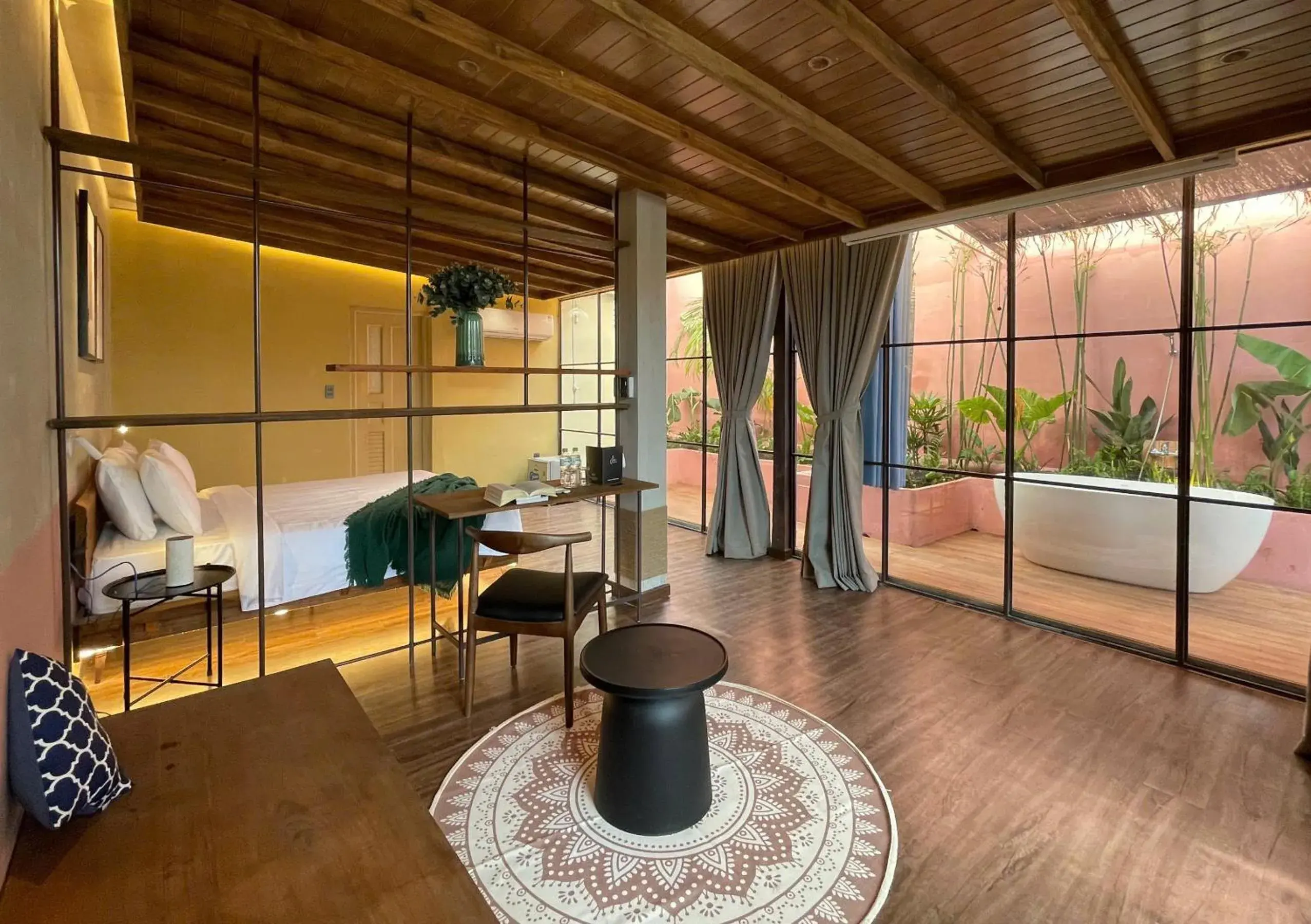 Suite with Balcony in Joi Boutique Bãi Trước Suite with Balcony in Joi Boutique Bãi Trước