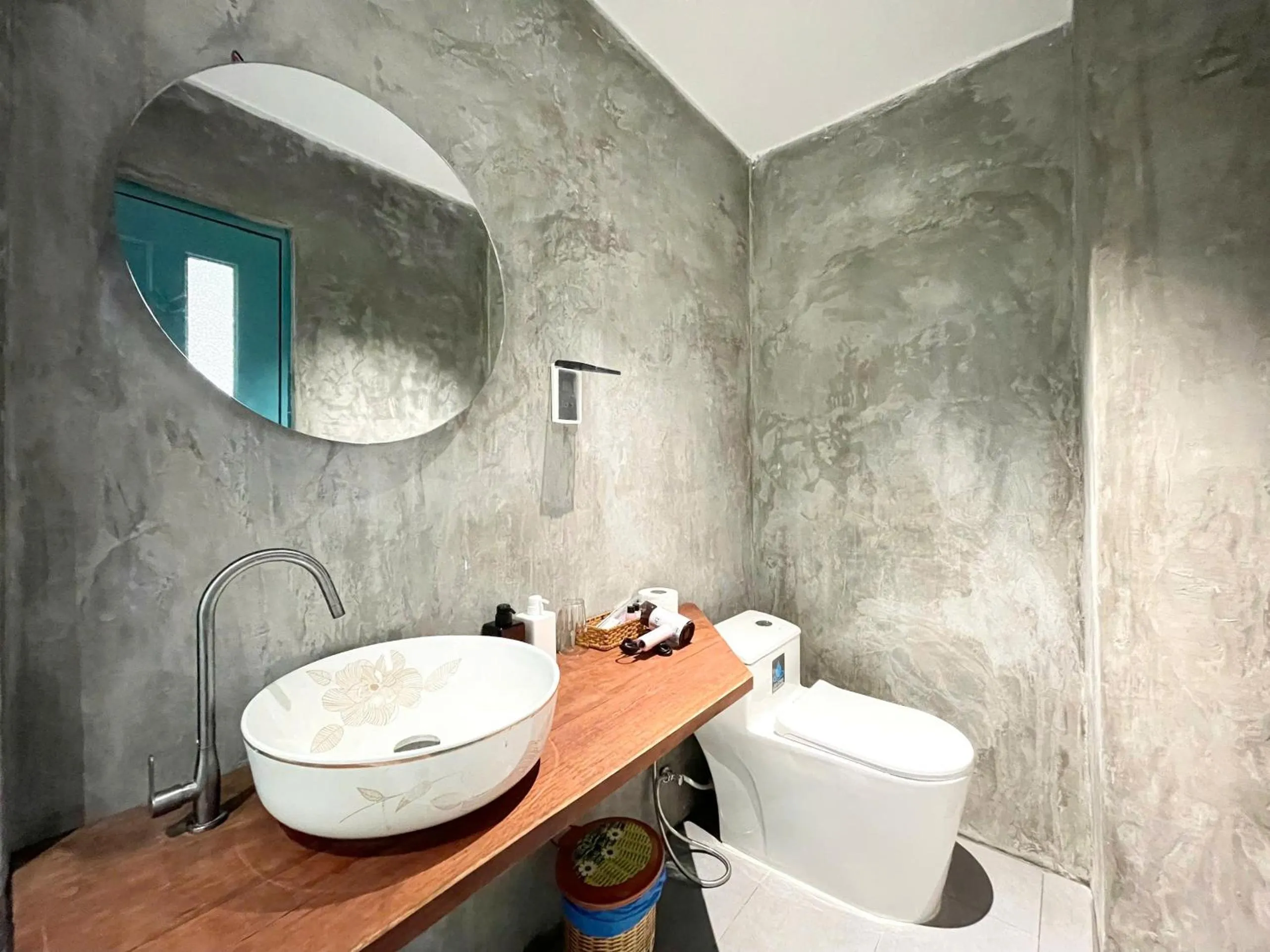 Toilet in Joi Boutique Bãi Trước