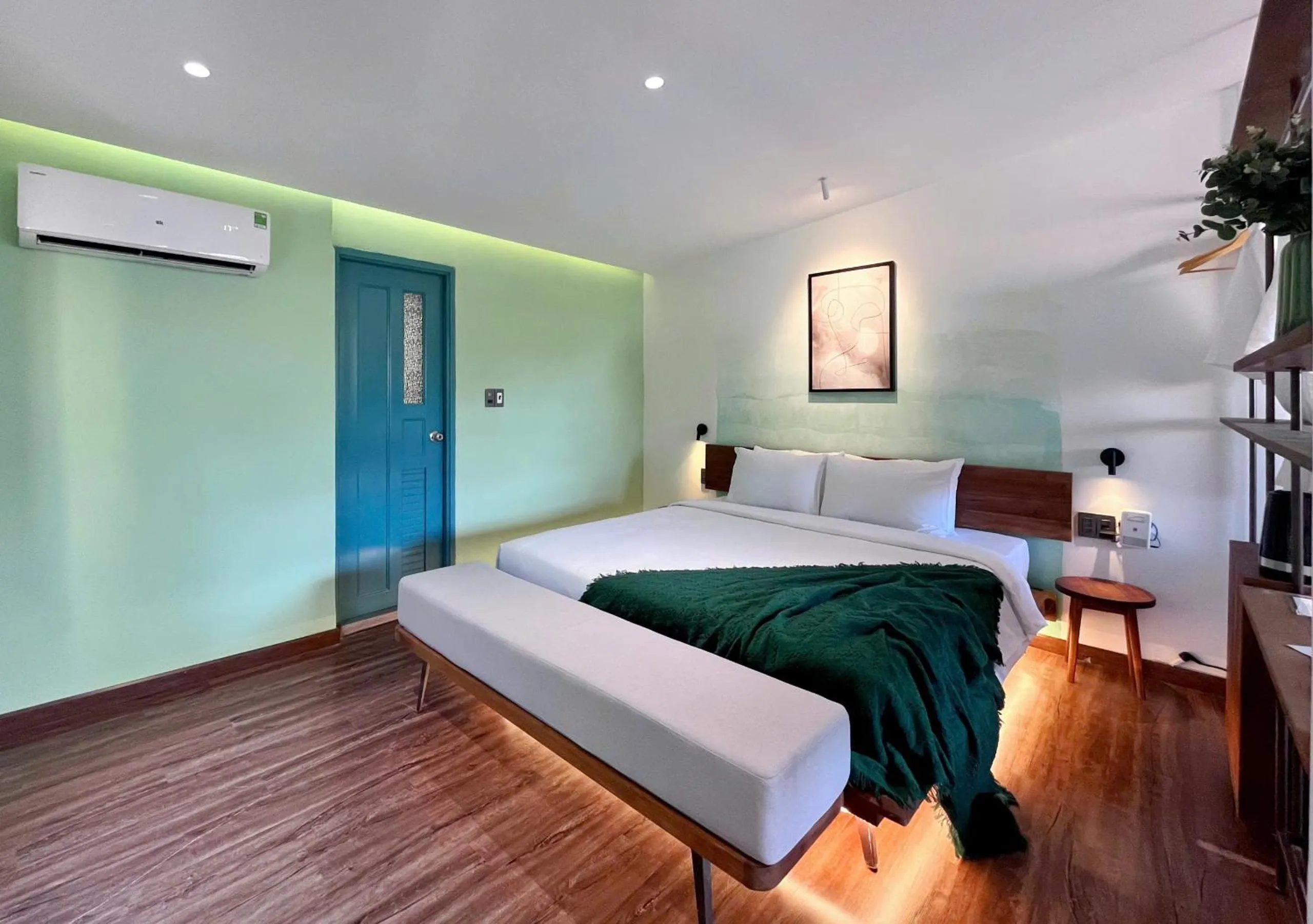 Bedroom, Bed in Joi Boutique Bãi Trước