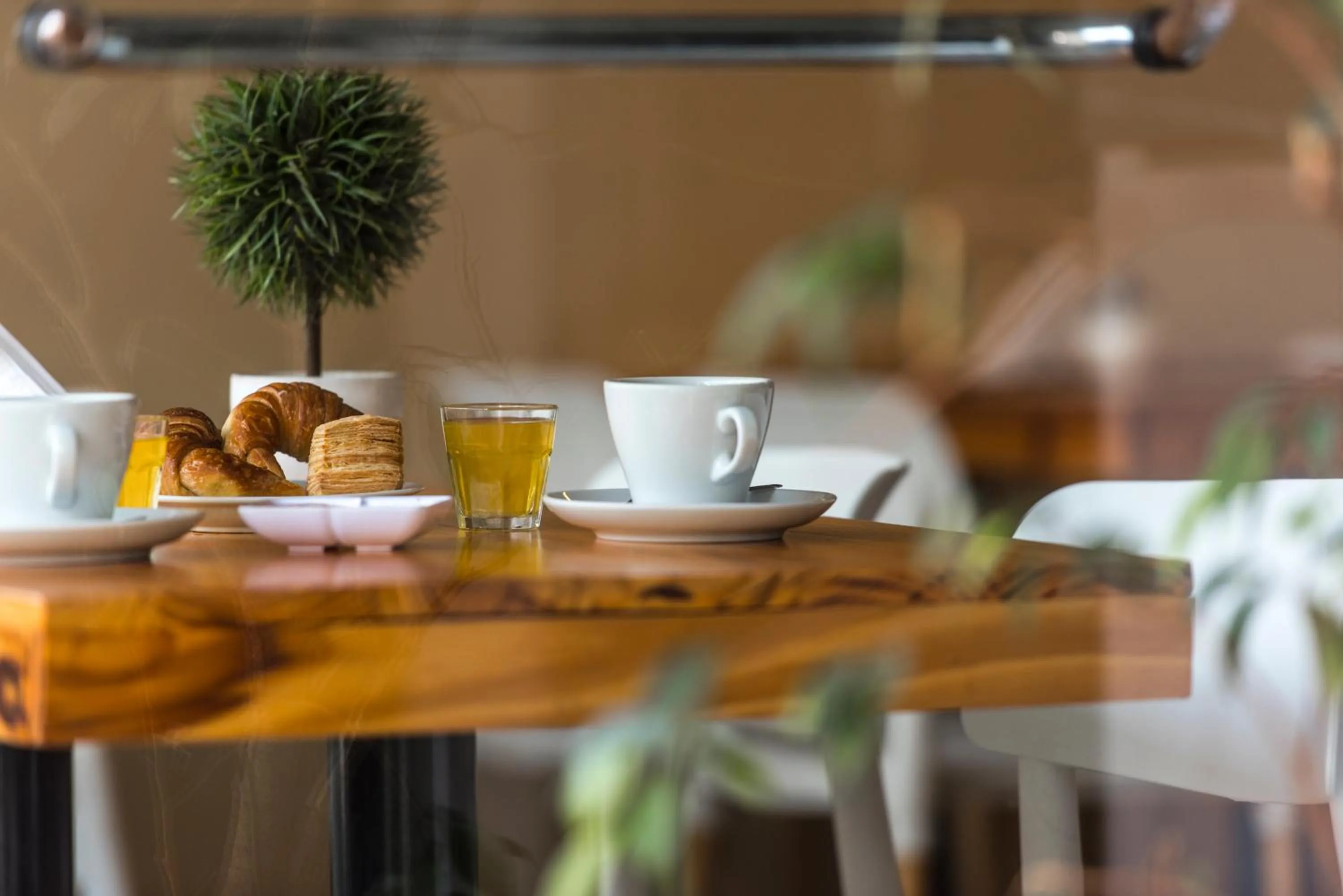 Breakfast in Novum Suites