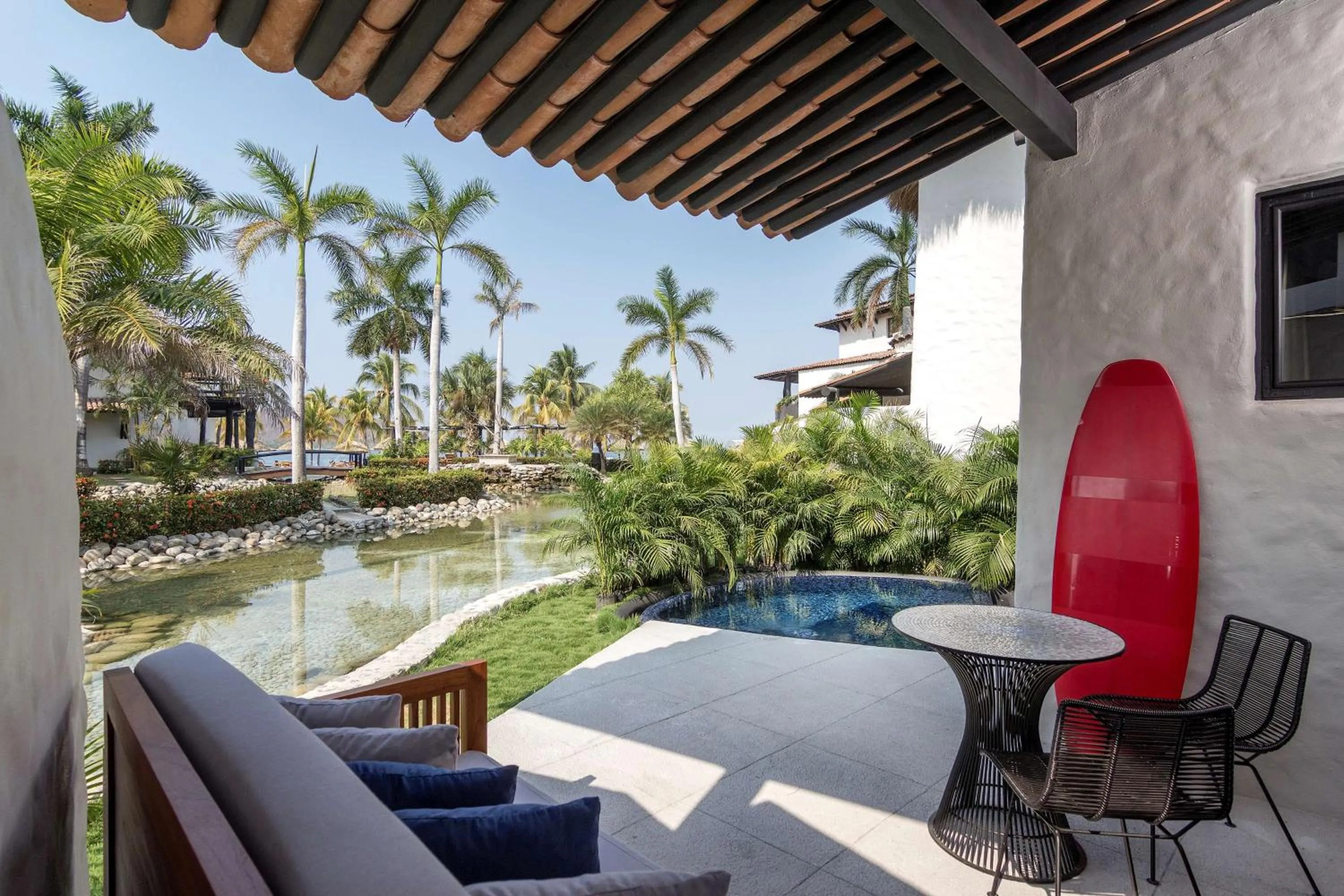 Photo of the whole room in Thompson Zihuatanejo, A Beach Resort, by Hyatt