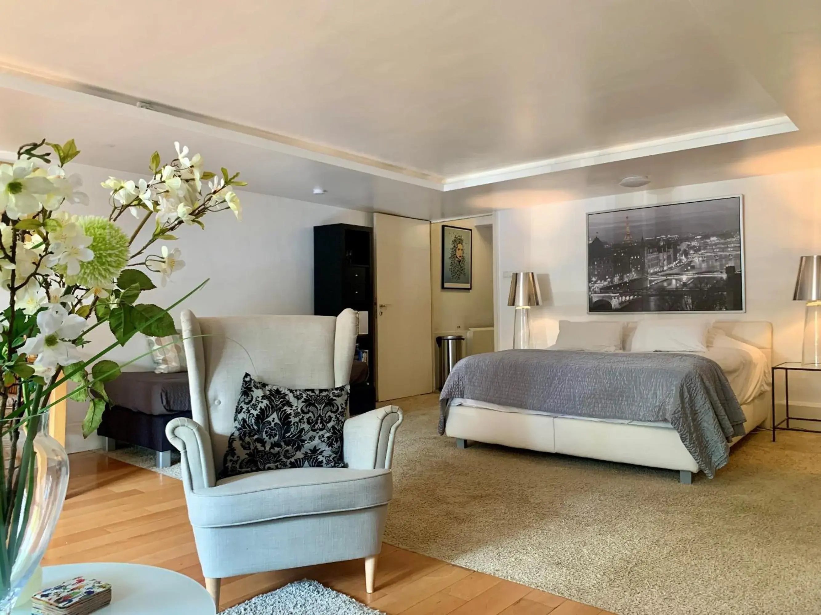 Bed in Jordan Canal Studio Bed in Jordan Canal Studio