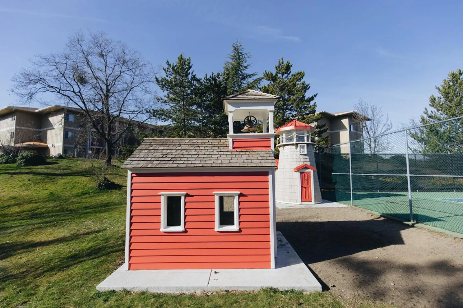 Children play ground in Ashland Hills Hotel & Suites