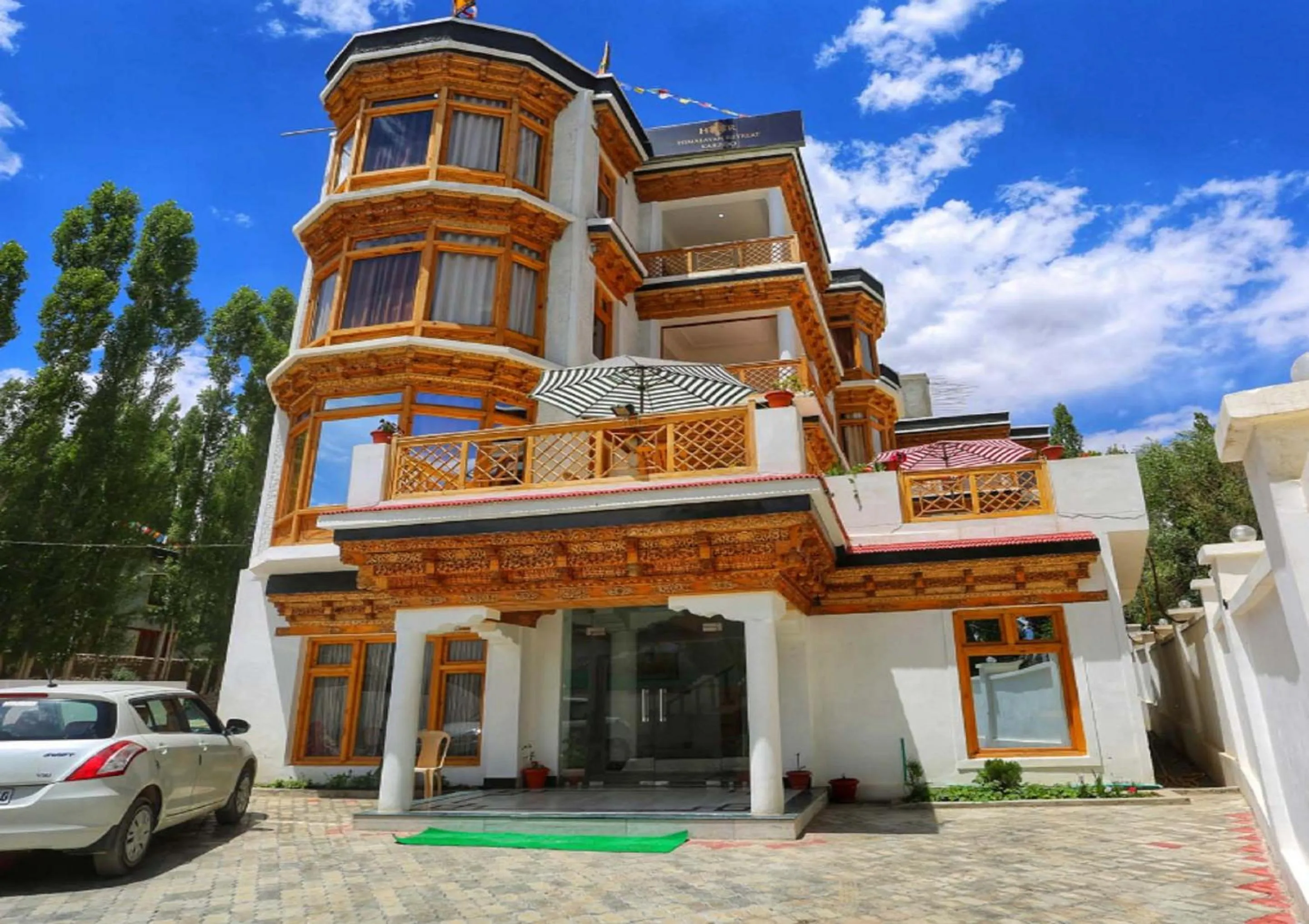 Property building in Himalayan Retreat-Karzoo
