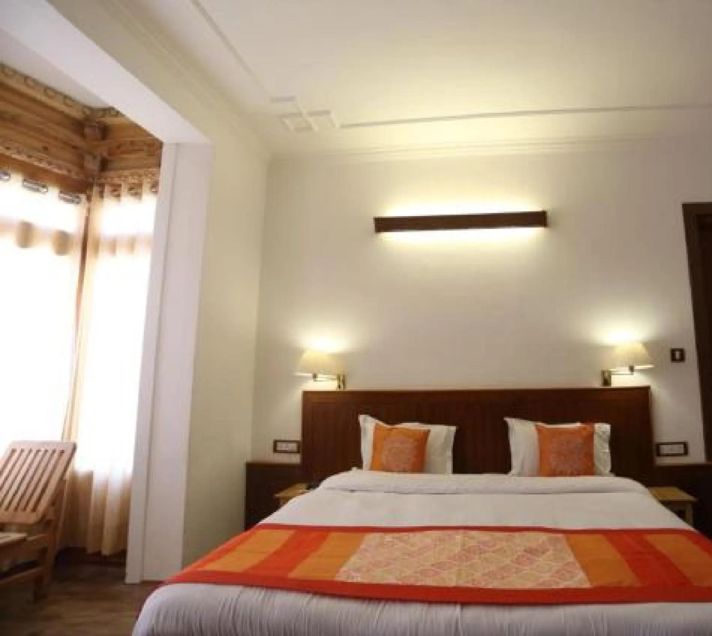 Bedroom, Bed in Himalayan Retreat-Karzoo