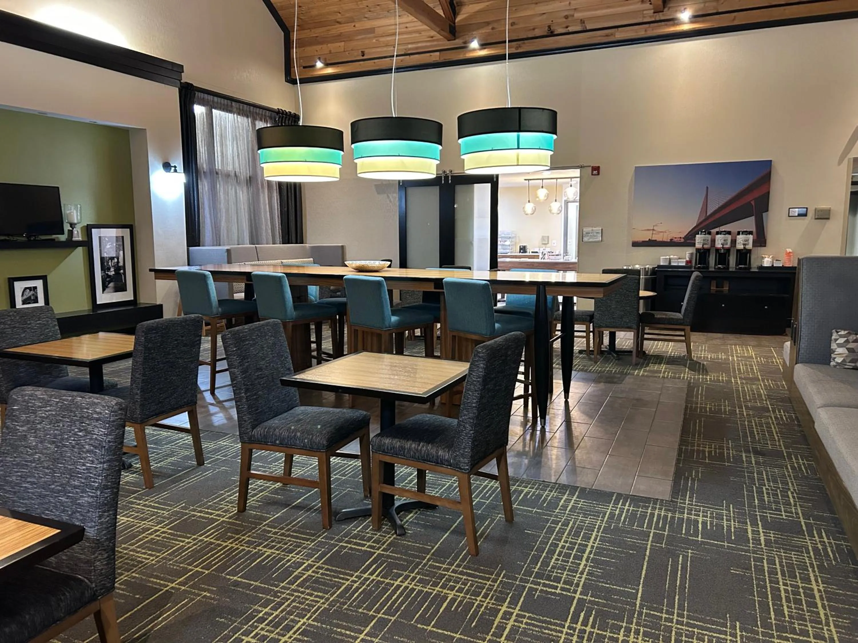 Comfort Inn & Suites Toledo North