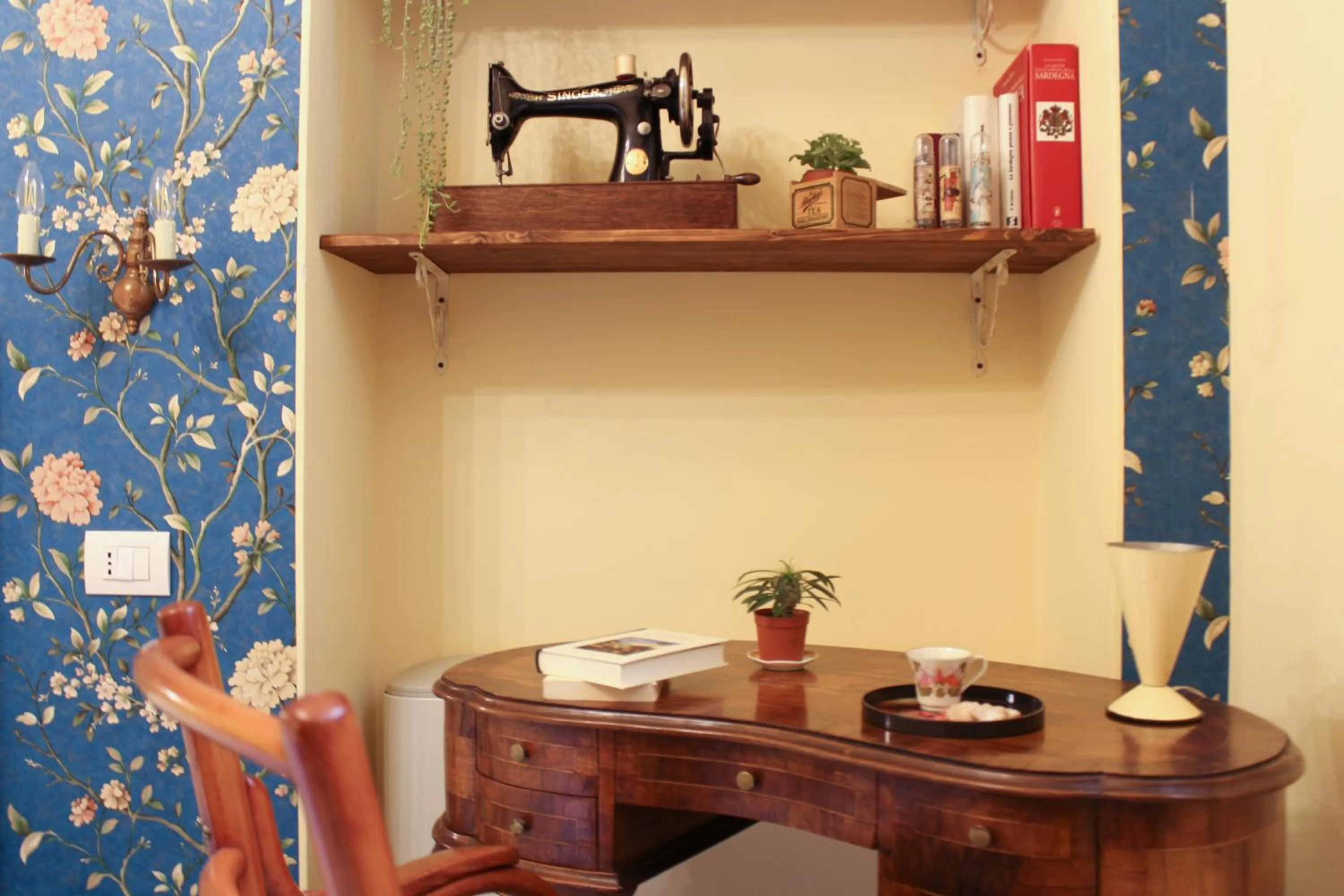 Decorative detail in Jacaranda