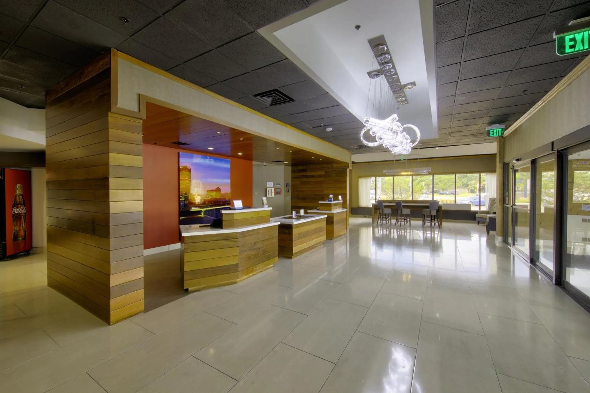 Property building in Holiday Inn Brookfield - Milwaukee by IHG