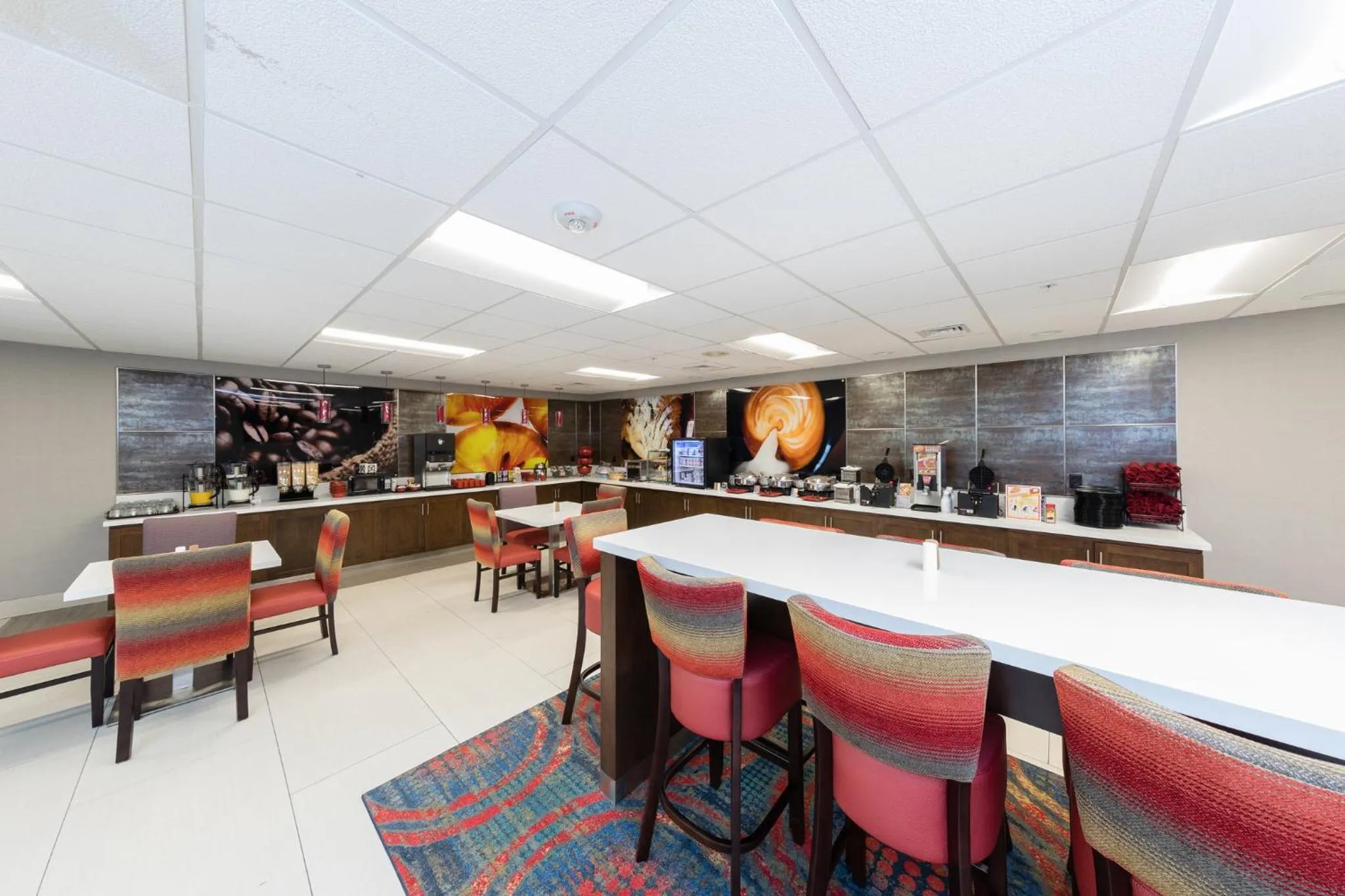 Breakfast in Holiday Inn Brookfield - Milwaukee by IHG