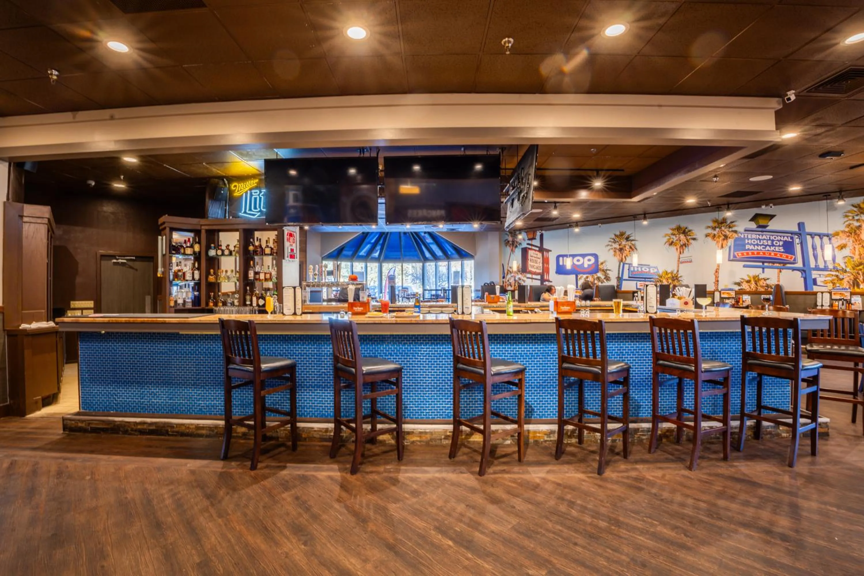 Restaurant/places to eat in Holiday Inn Brookfield - Milwaukee by IHG