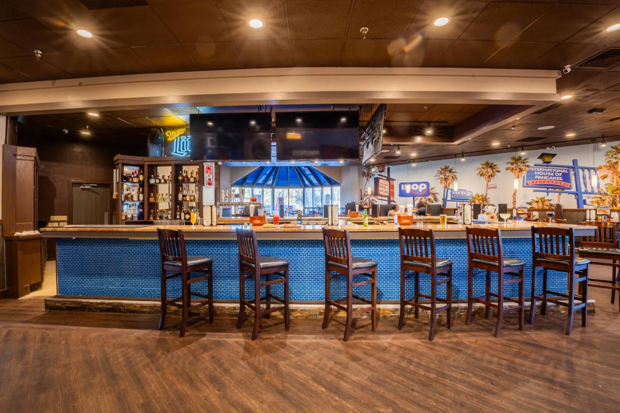 Restaurant/places to eat in Holiday Inn Brookfield - Milwaukee by IHG