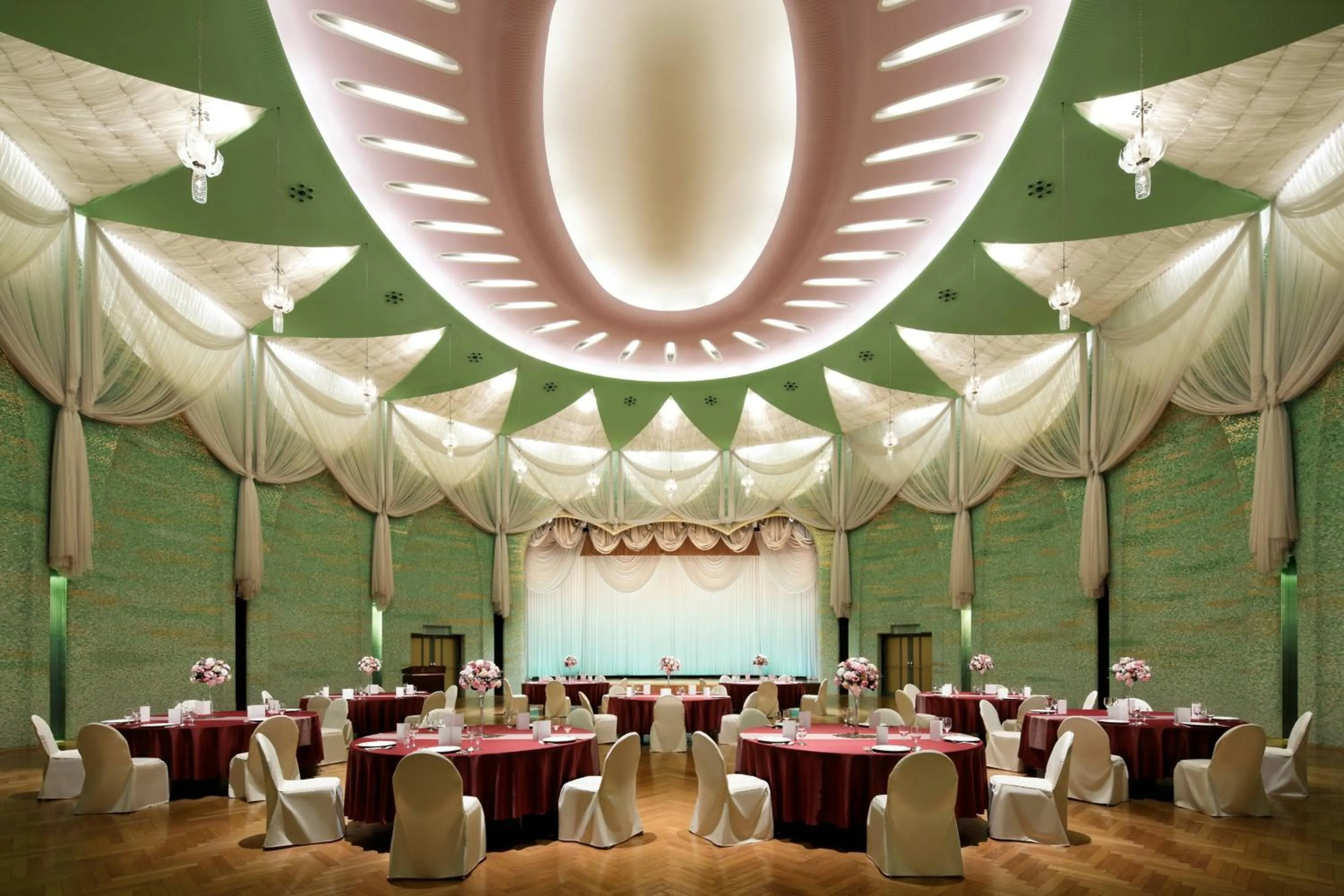 Meeting/conference room in The Prince Kyoto Takaragaike, Autograph Collection