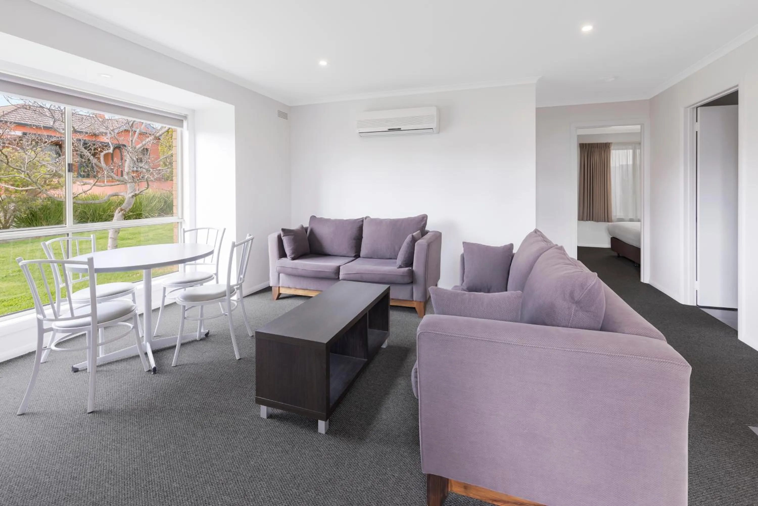 Seating area in Best Western Olde Maritime Motor Inn