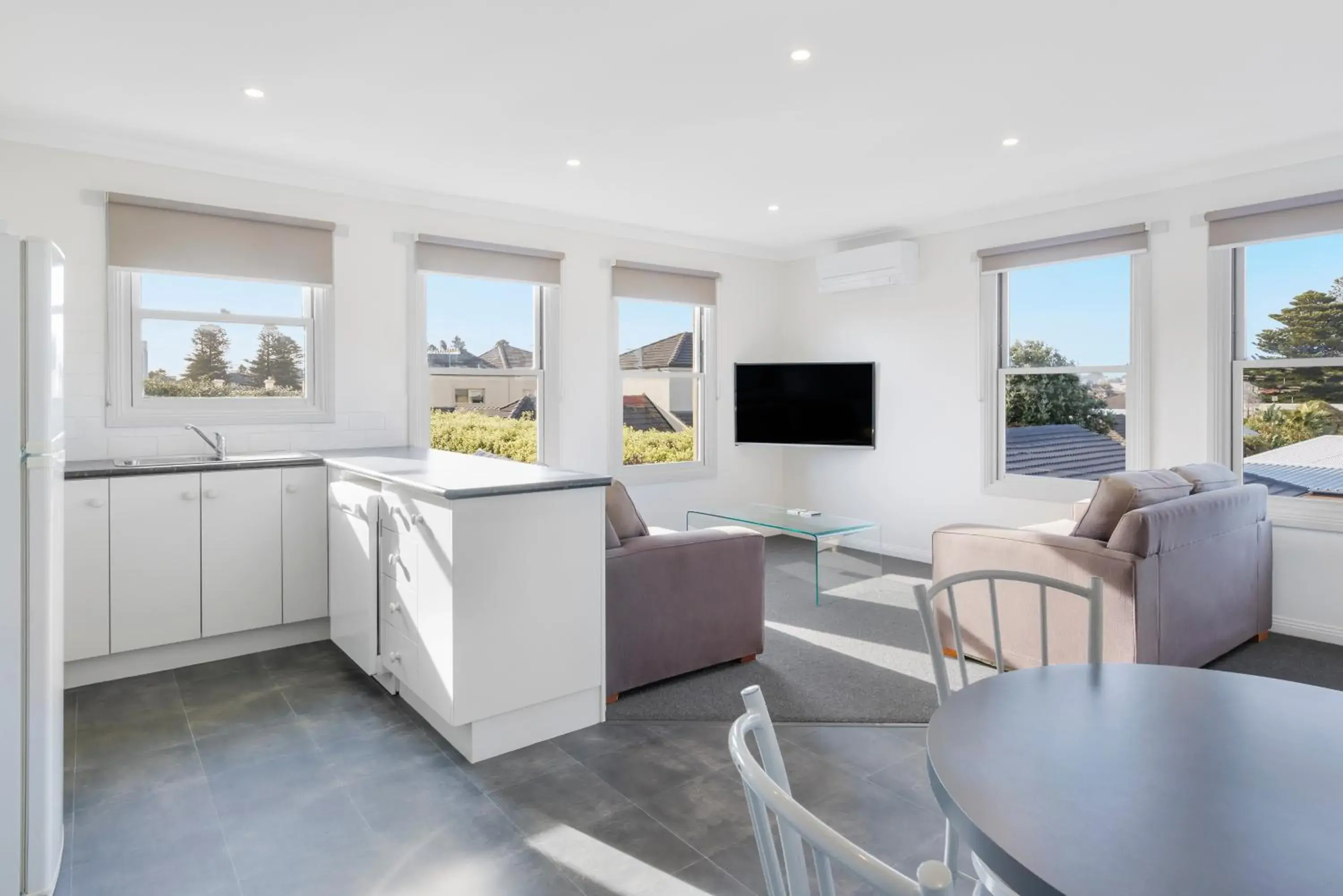 Two-Bedroom Apartment in Best Western Olde Maritime Motor Inn Two-Bedroom Apartment in Best Western Olde Maritime Motor Inn