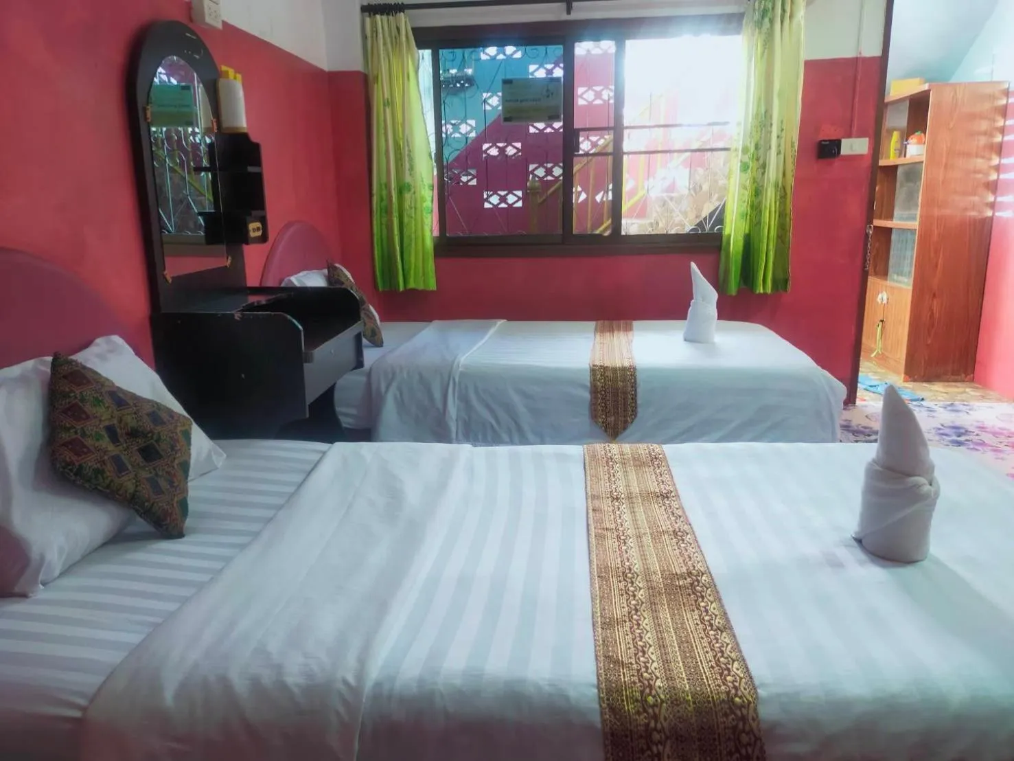 Bed in Sabaydee House at Pai