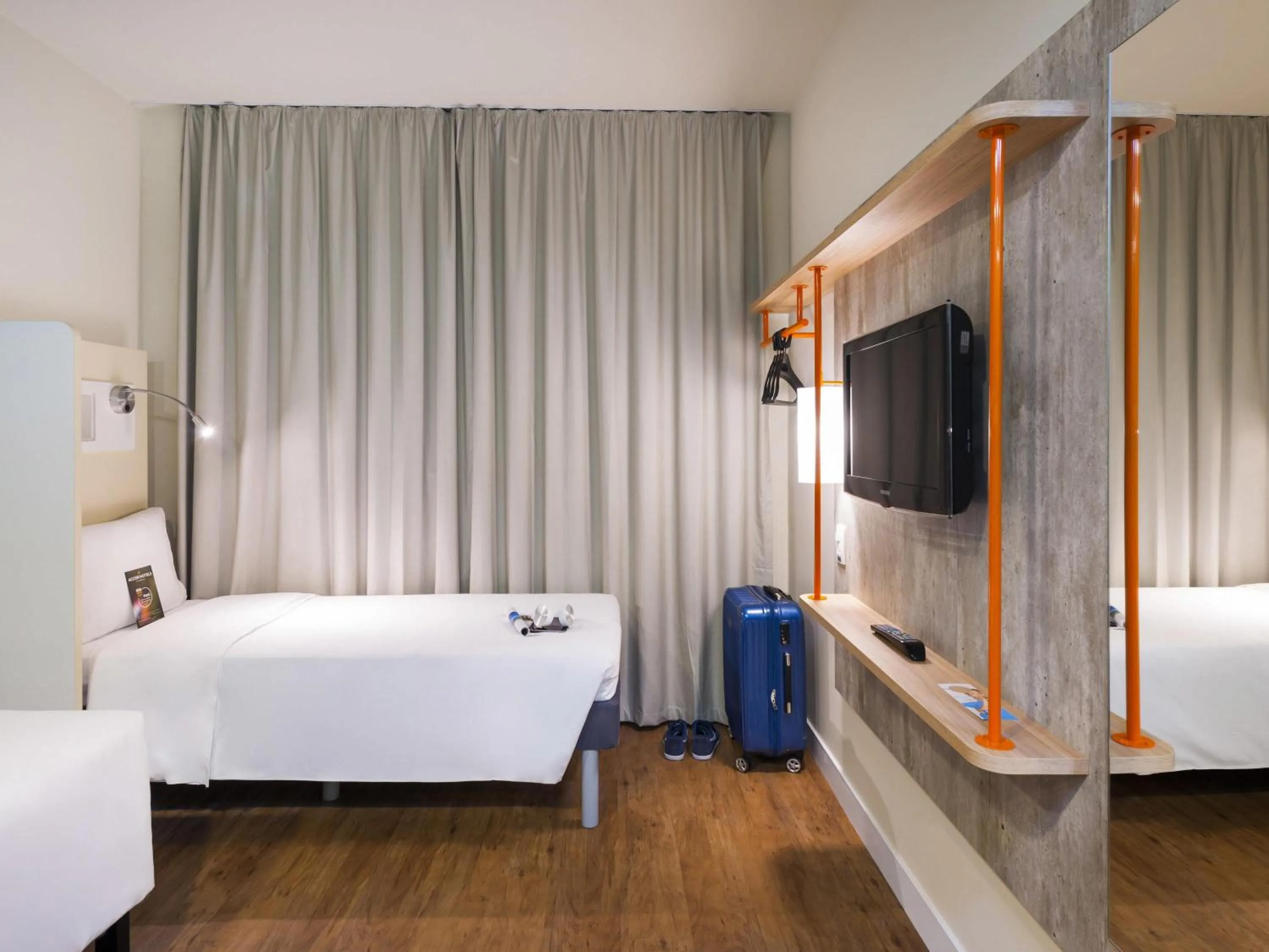 Bedroom, Bed in ibis budget Navegantes Itajai