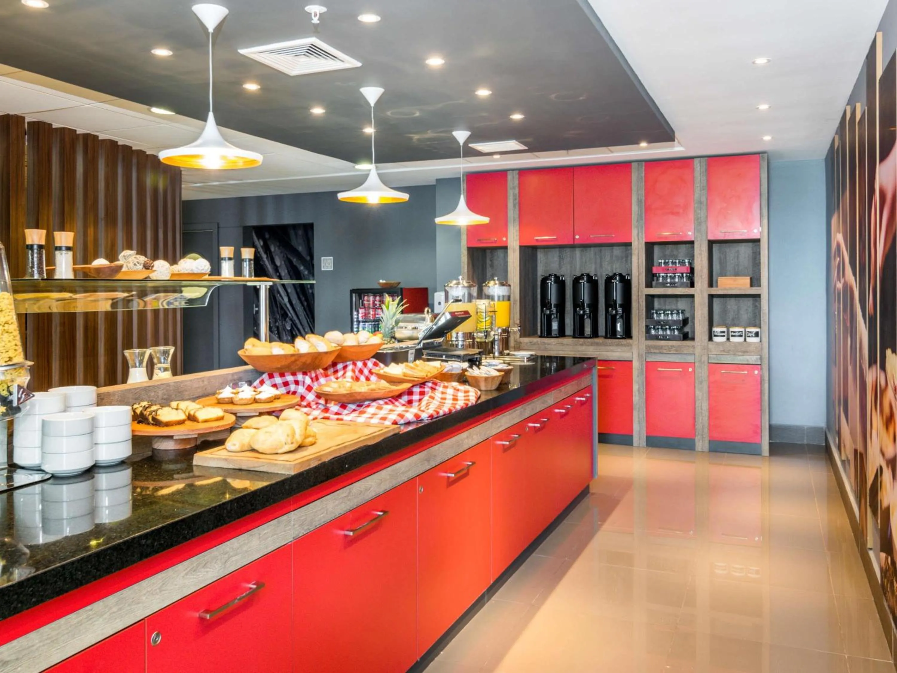 Breakfast in ibis Puerto Montt