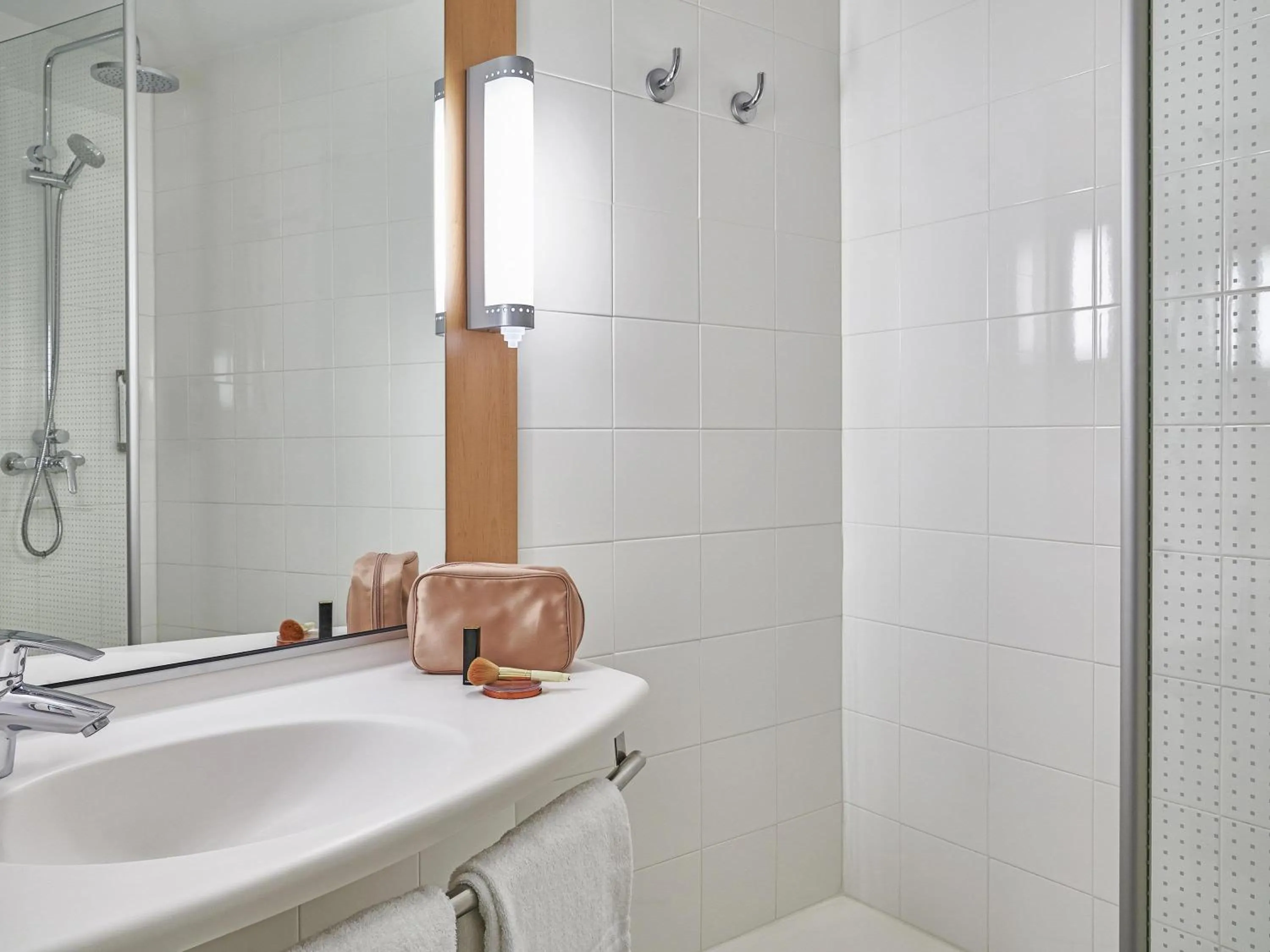 Bedroom in Ibis Barcelona Centro (Sagrada Familia)