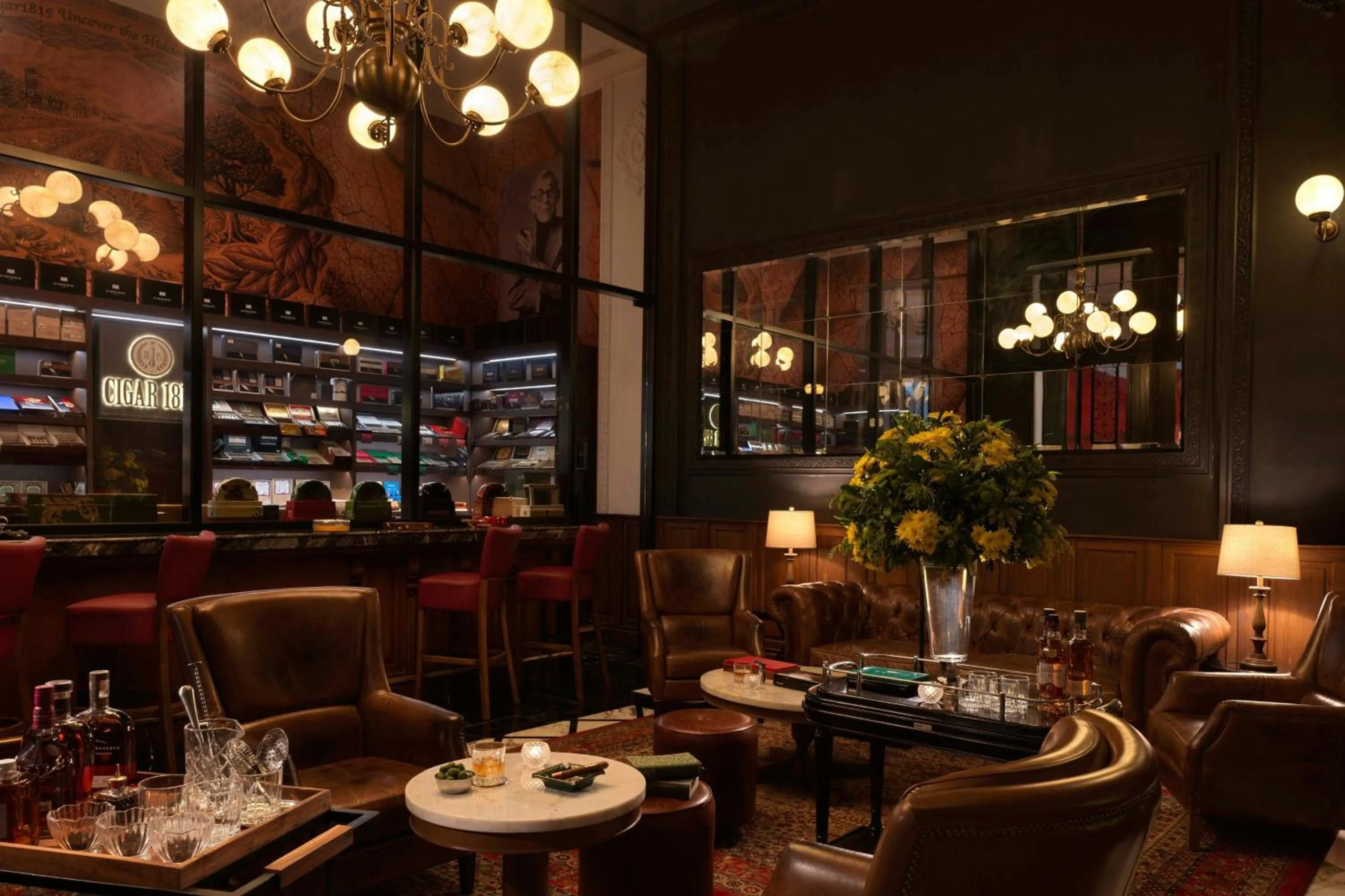 Lounge or bar in Ritz Carlton DIFC Downtown Dubai