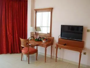 Al Madina Suites Doha