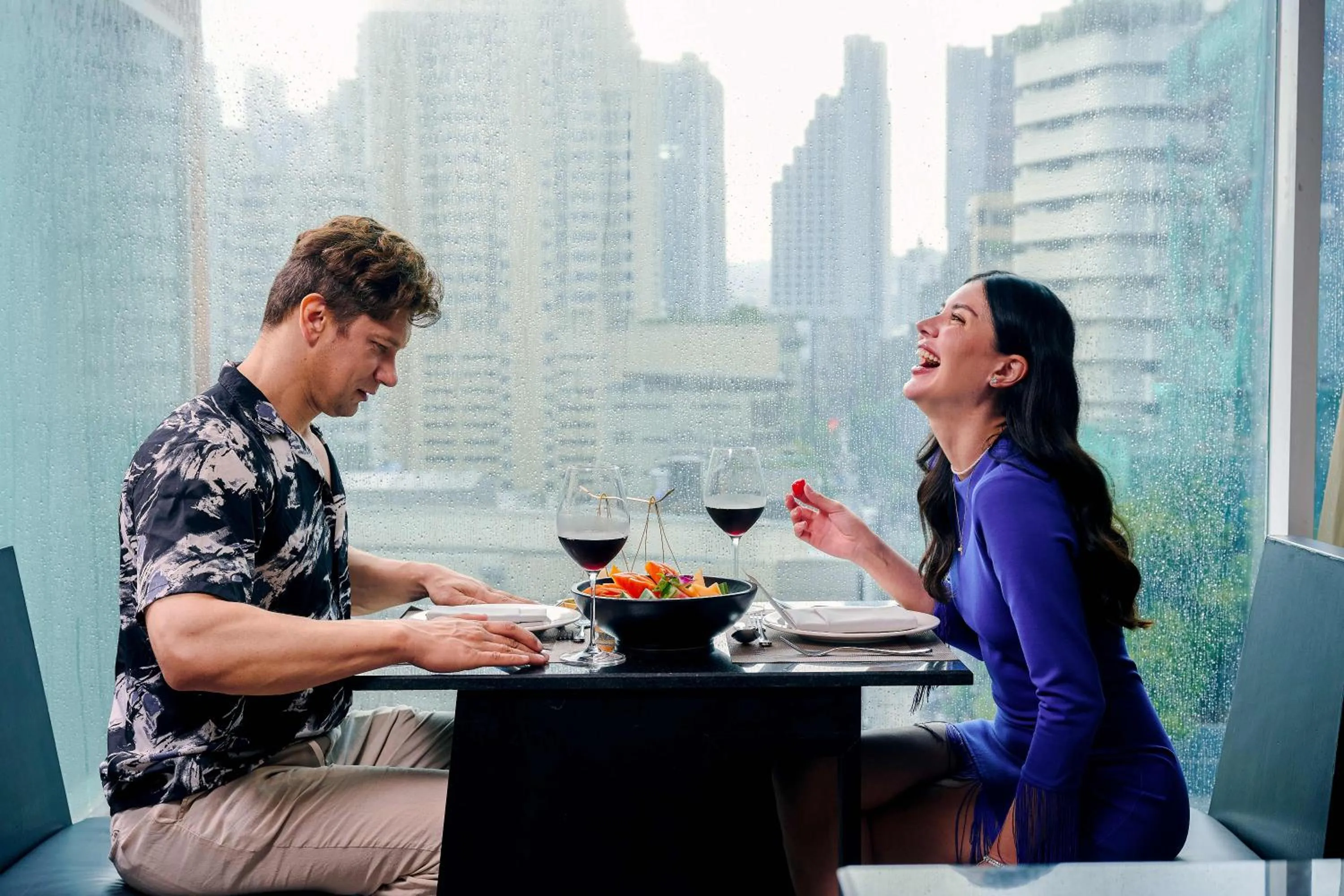 Restaurant/places to eat in Golden Tulip Mandison Suites