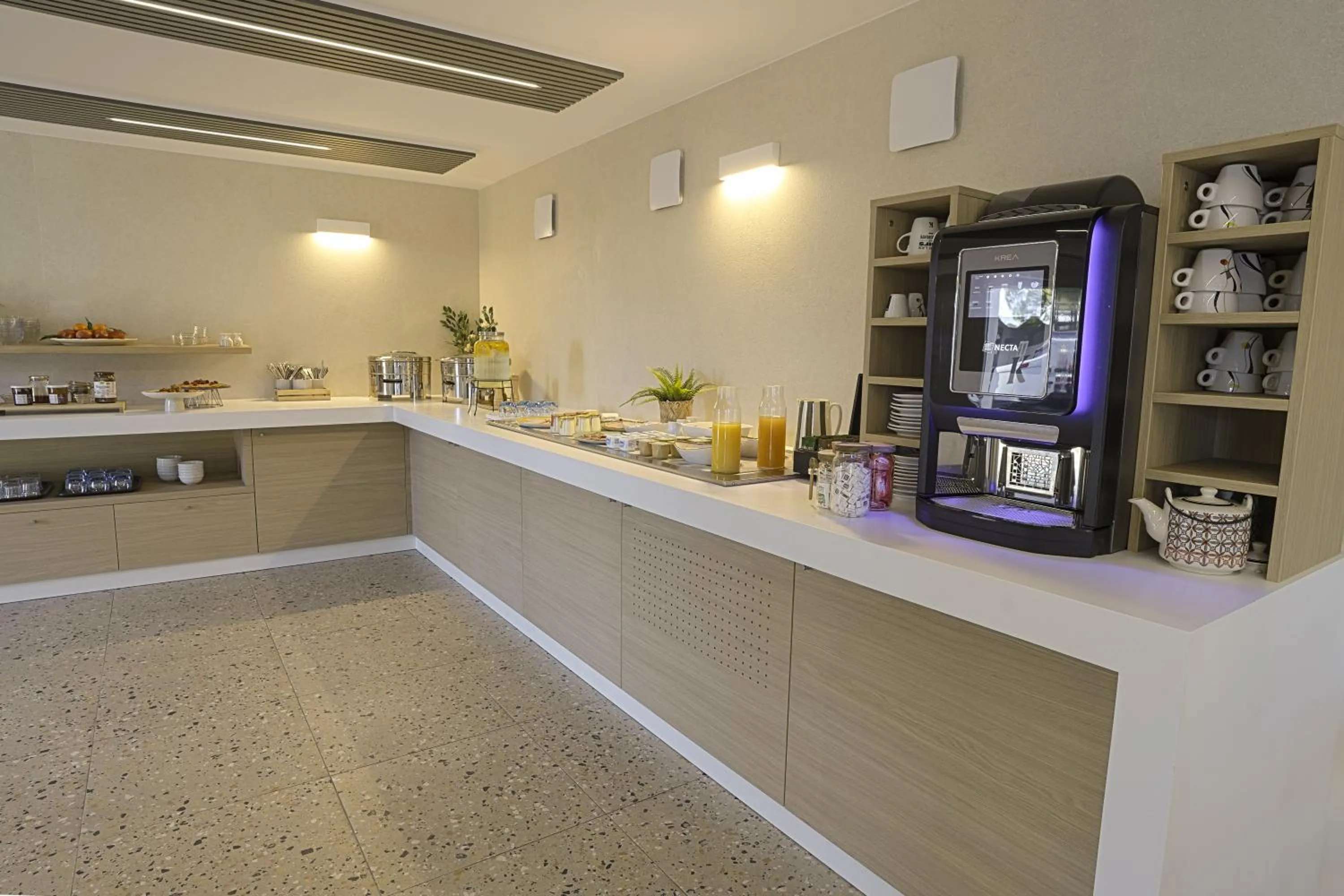 Breakfast in Kyriad Montpellier Sud - A709