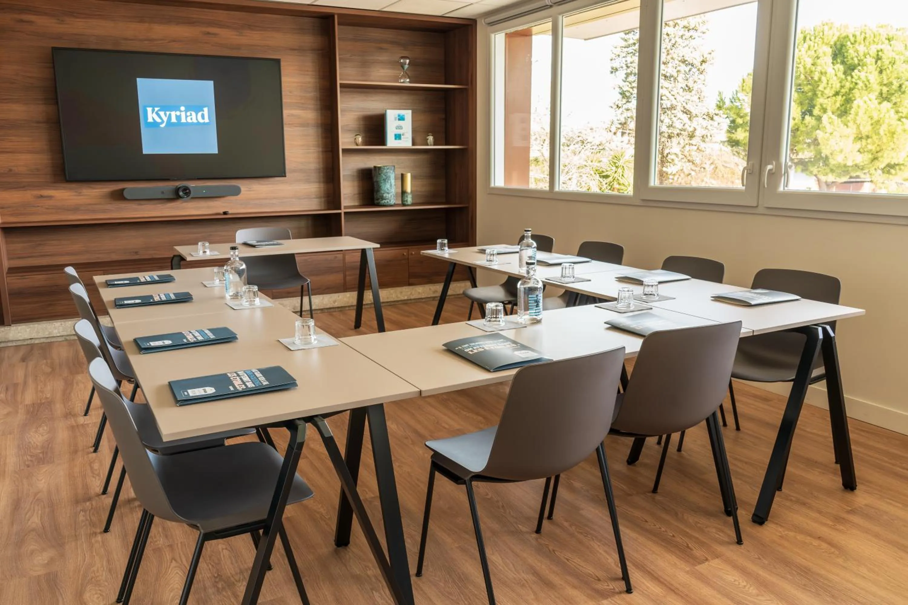 Meeting/conference room in Kyriad Montpellier Sud - A709