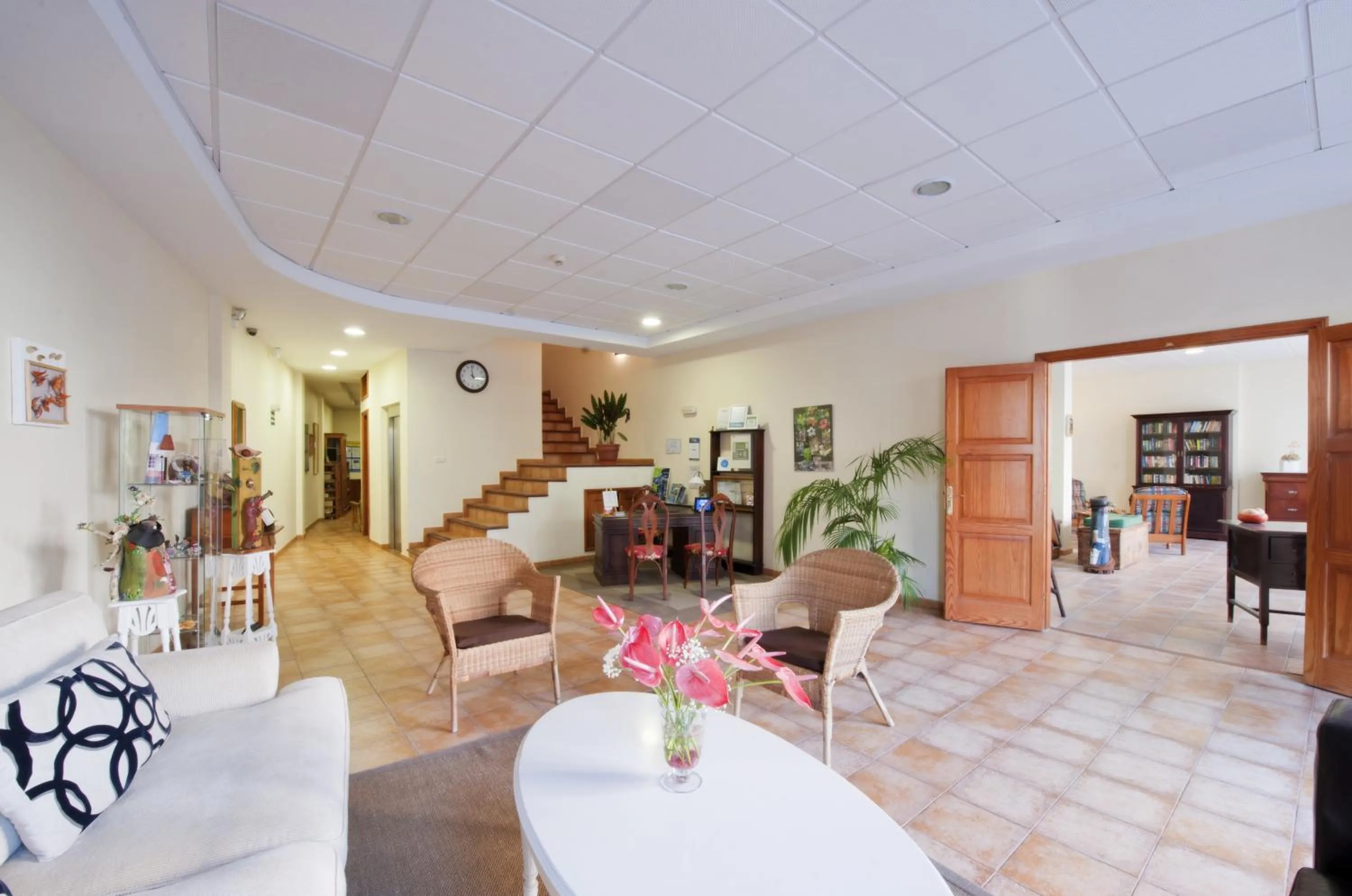 Lobby or reception in Apartamentos Adjovimar