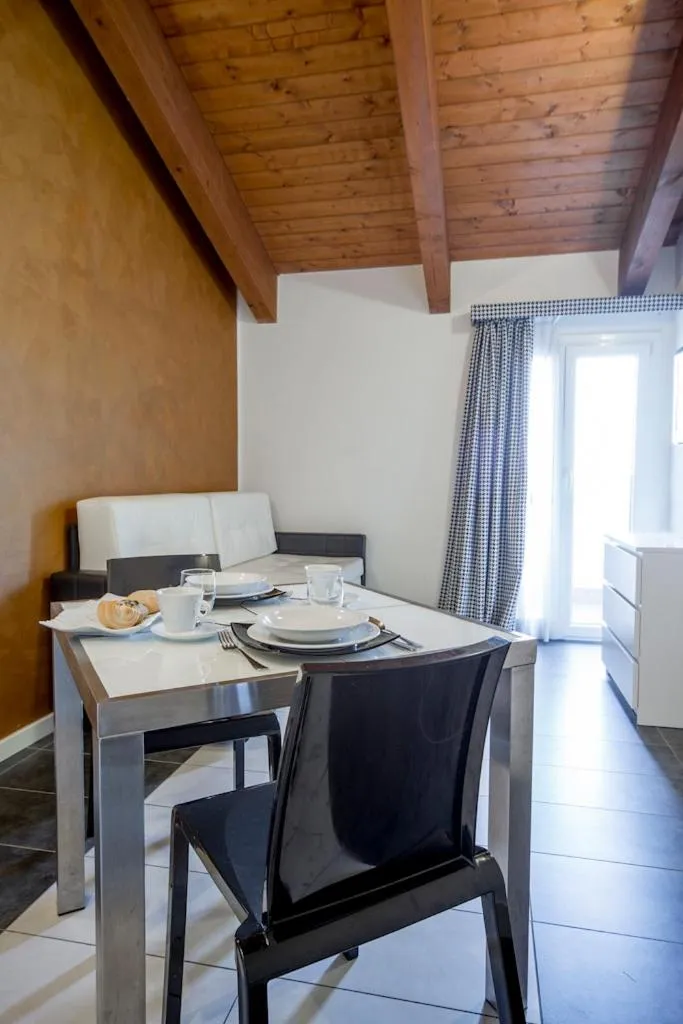 Day in Atmosphere Suite Hotel