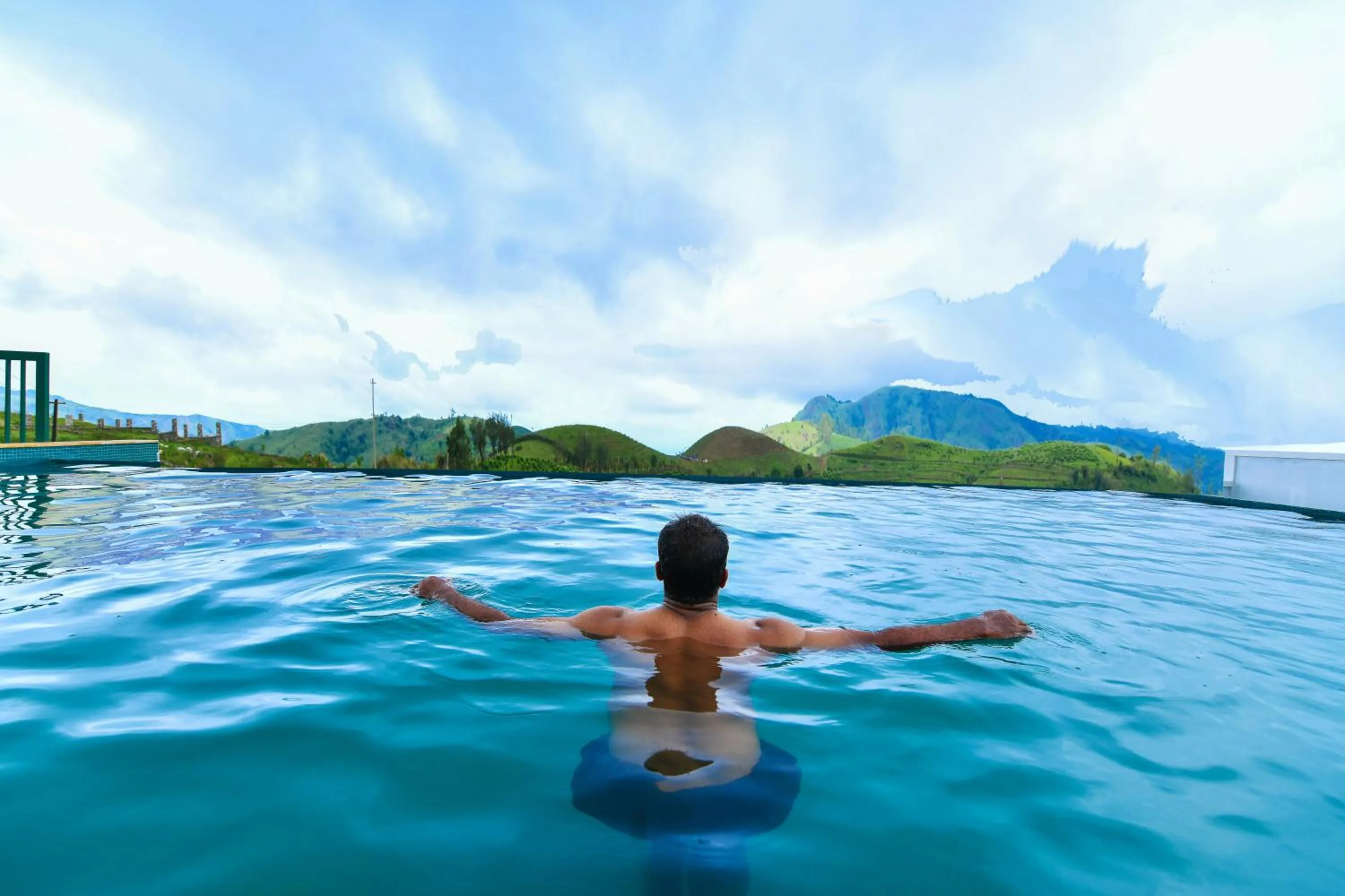 Swimming pool in Palette Hill View Resorts Vagamon