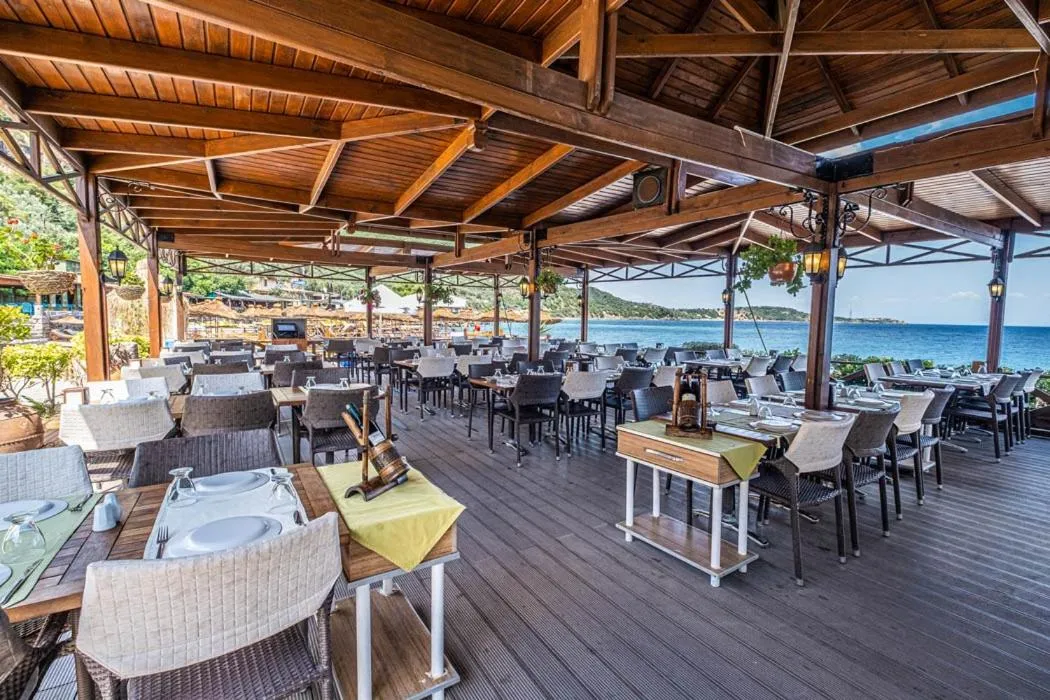 Restaurant/places to eat in Assos Kervansaray Hotel - Special Category