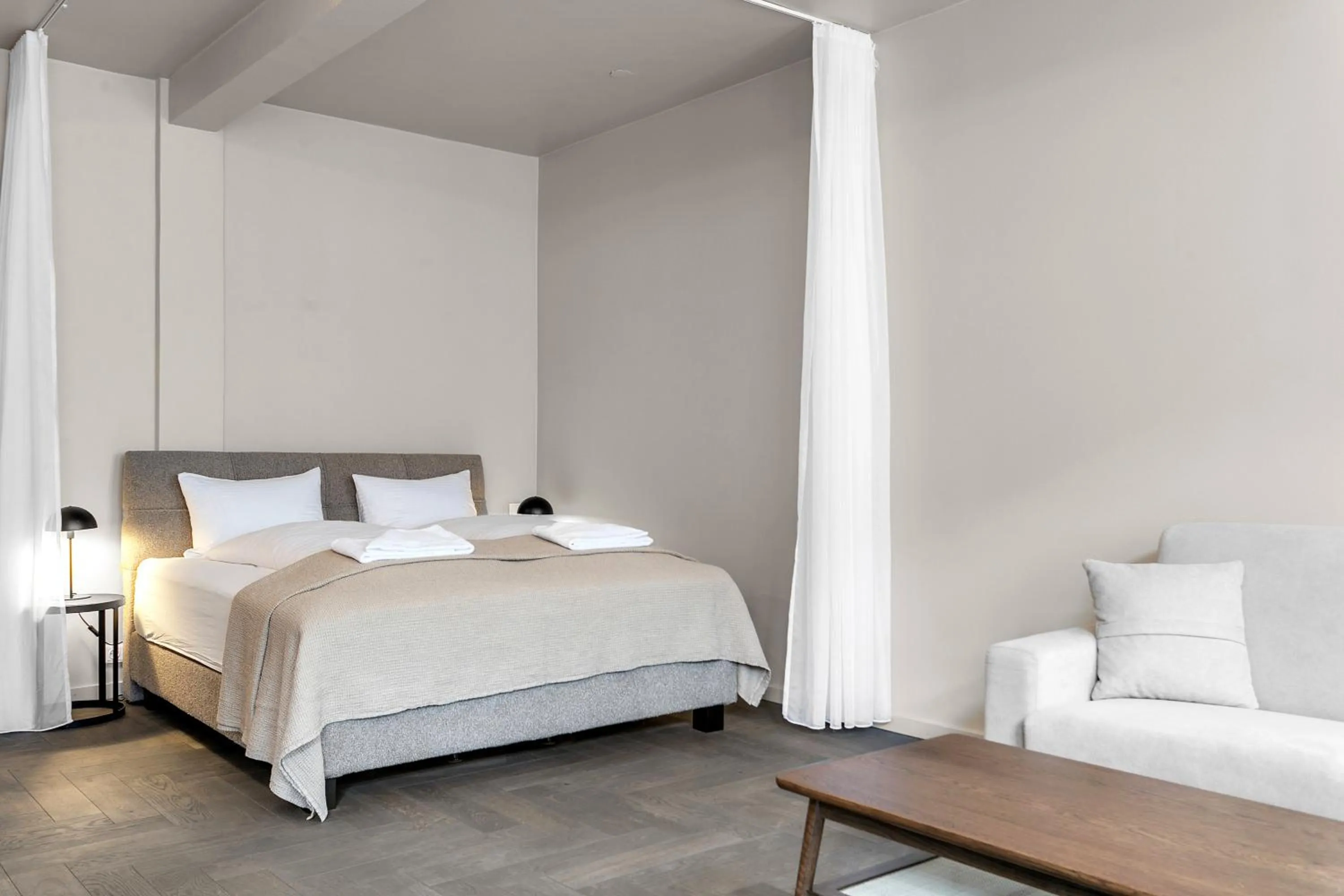 Bed in The Swan House by Heimaleiga