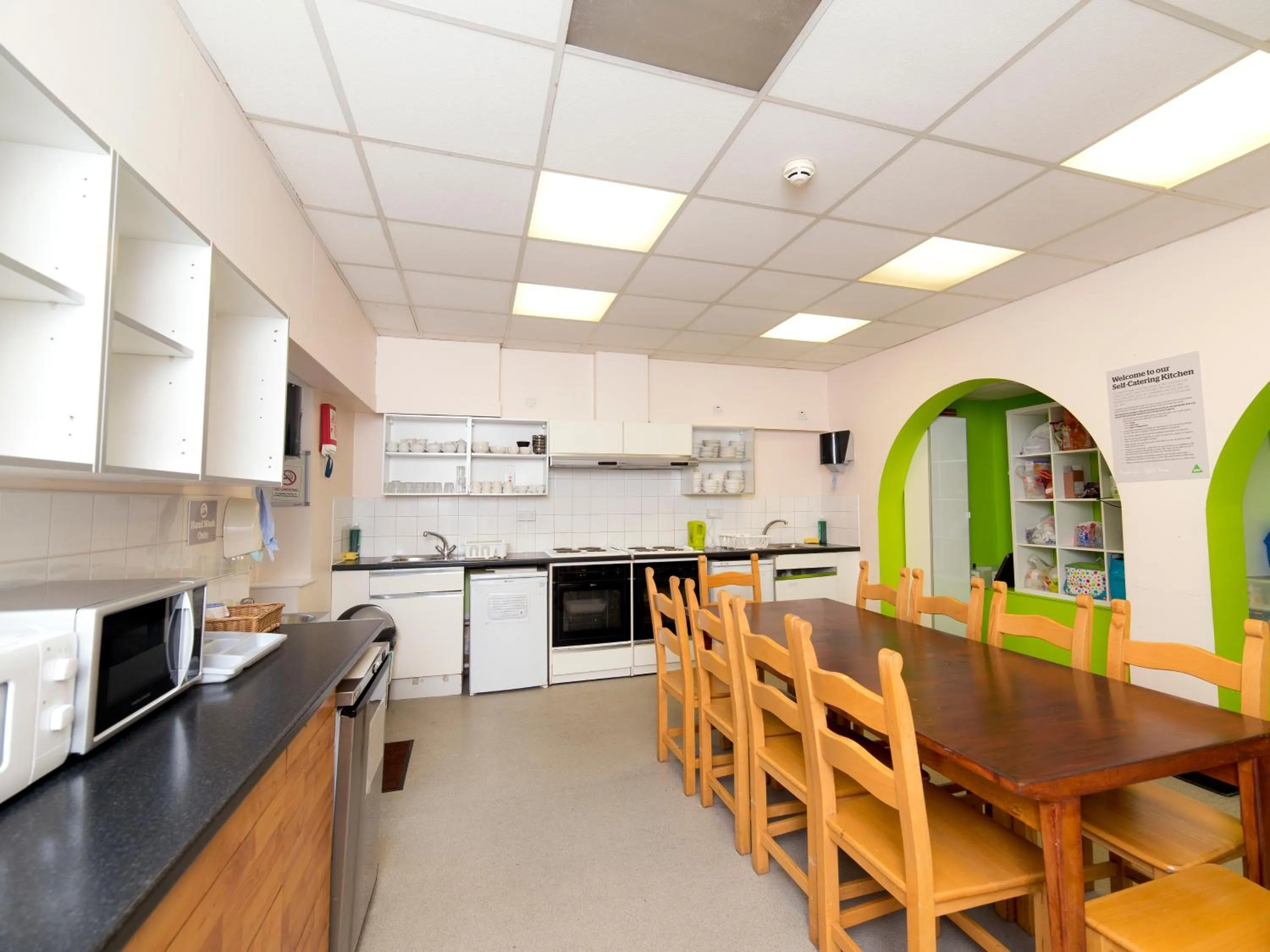 Kitchen or kitchenette in YHA London Earl's Court