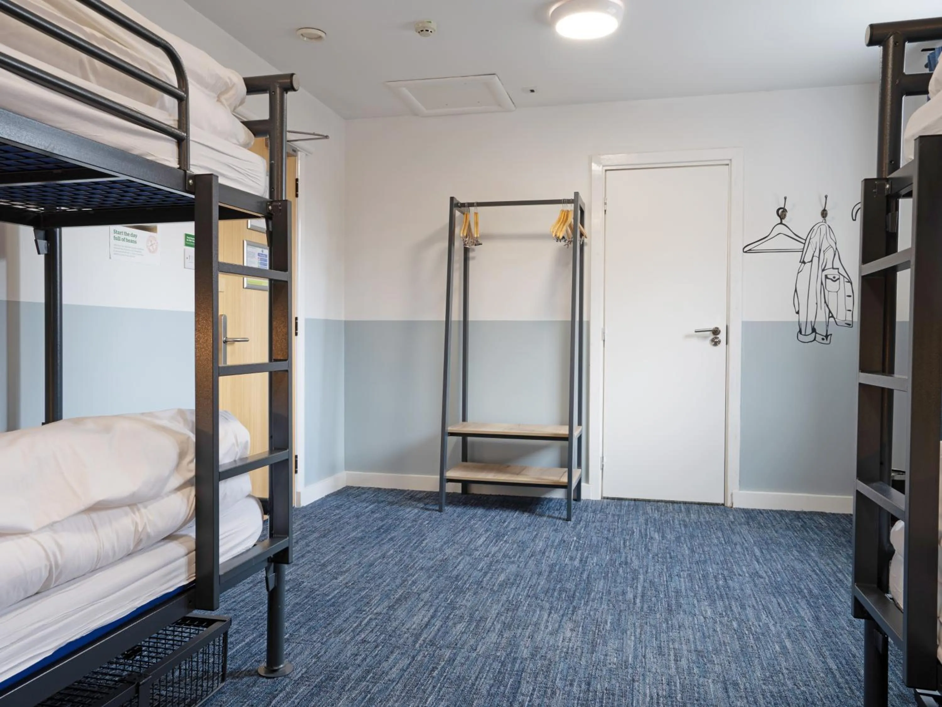 Bedroom, Bed in YHA Manchester