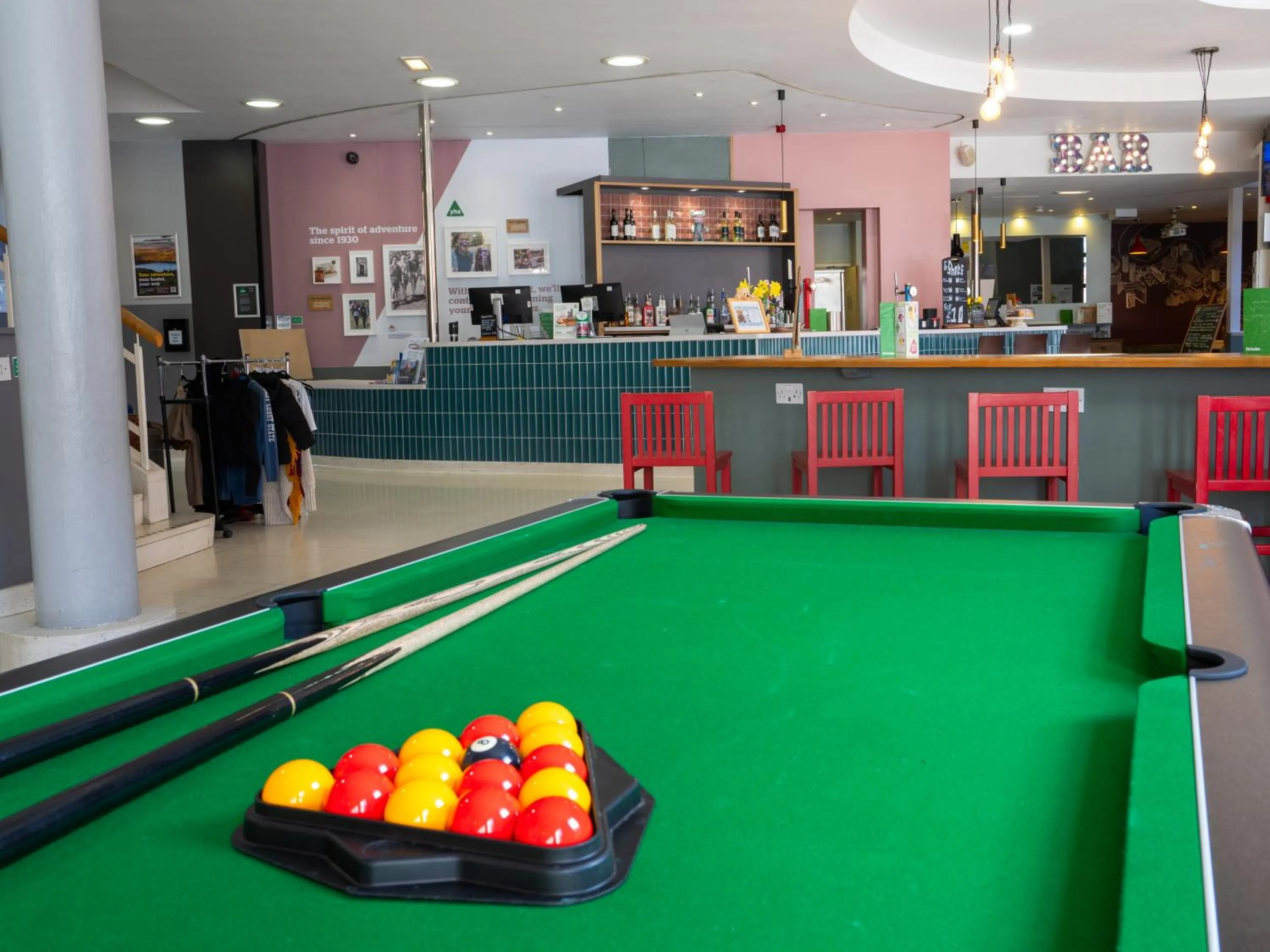 Billiard in YHA Manchester