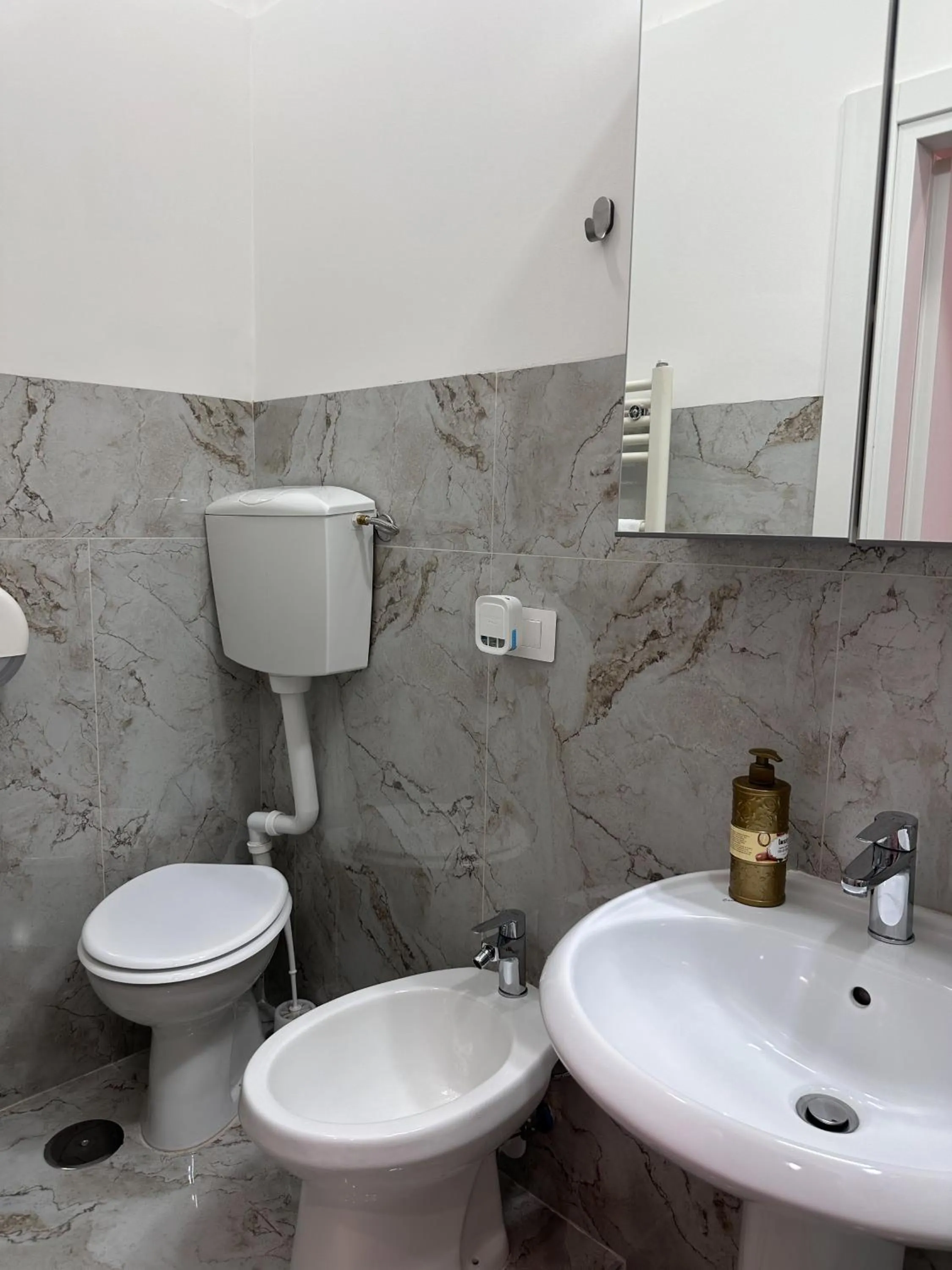 Toilet in Benvenuto a Napoli