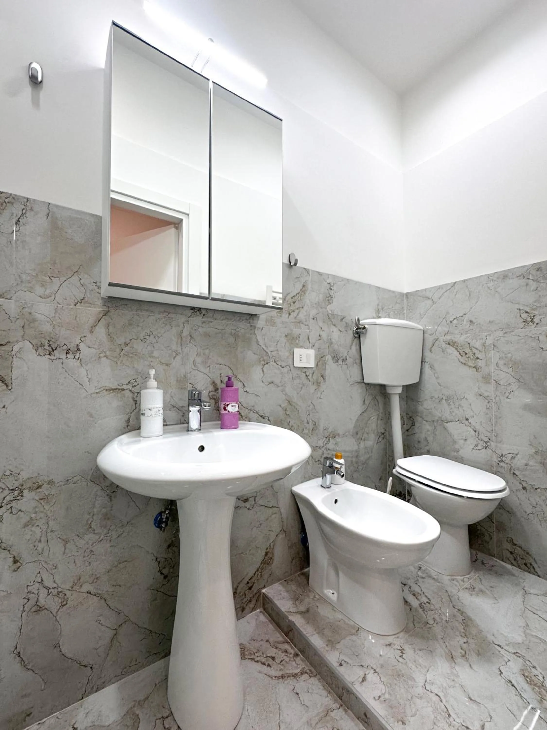 Shower in Benvenuto a Napoli