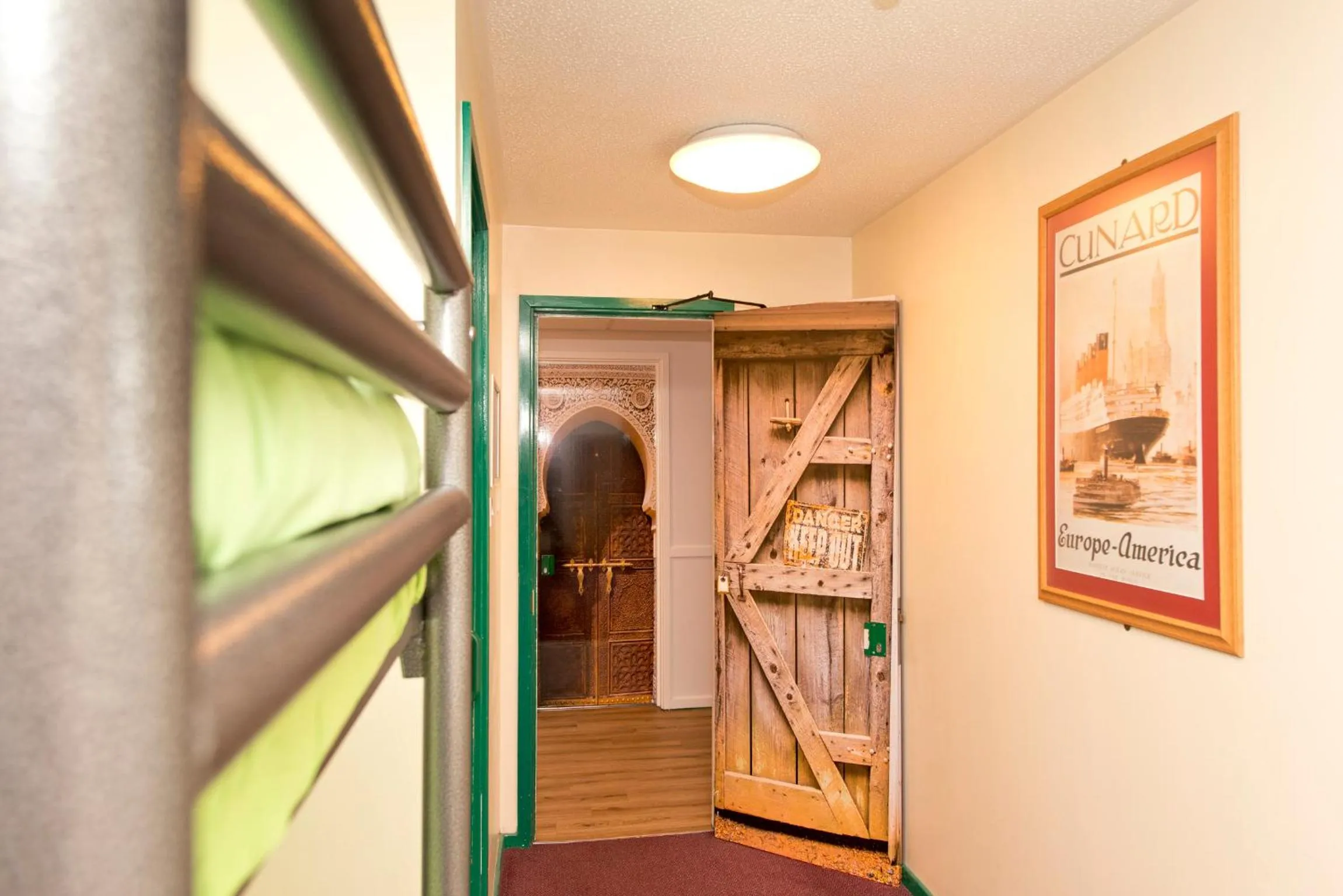 Bedroom, Bed in YHA Liverpool Albert Dock