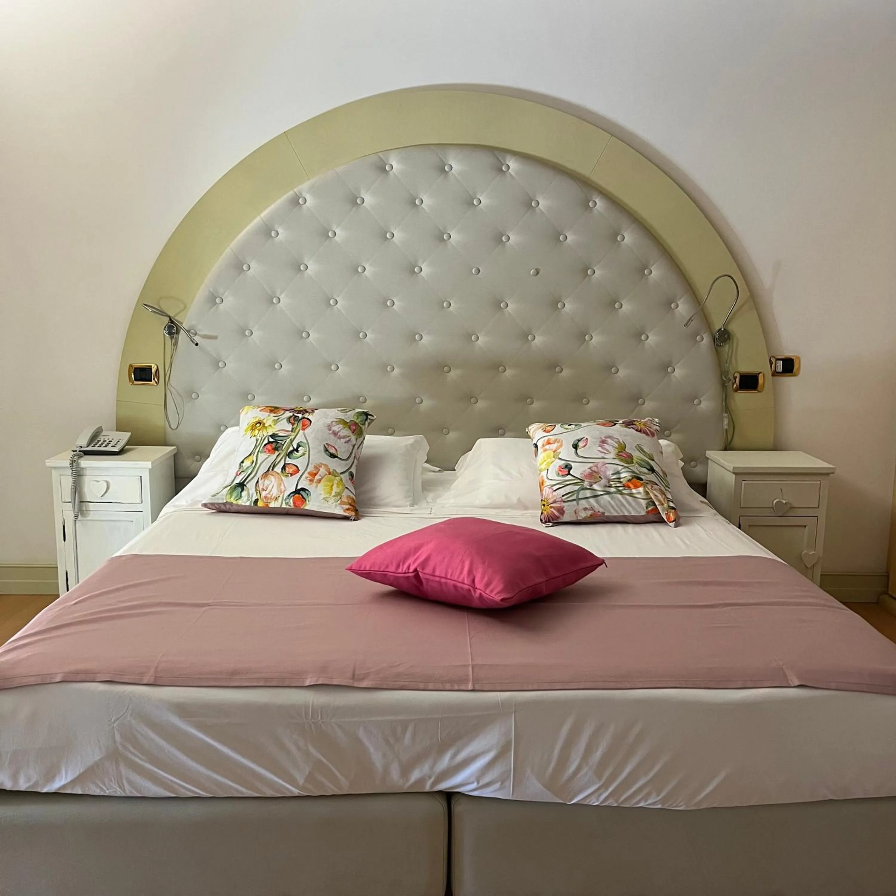 Bed in Villa Euchelia