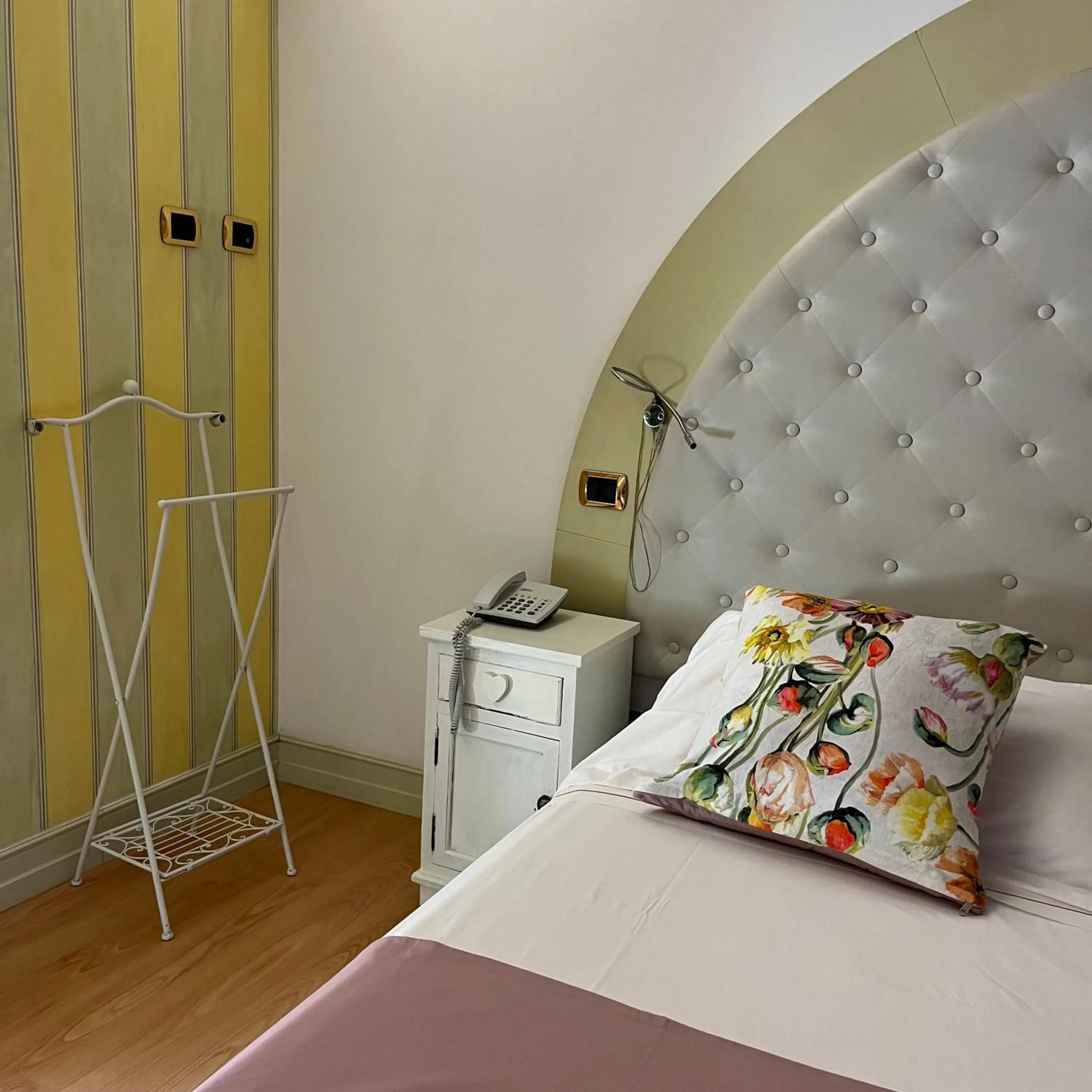 Bed in Villa Euchelia