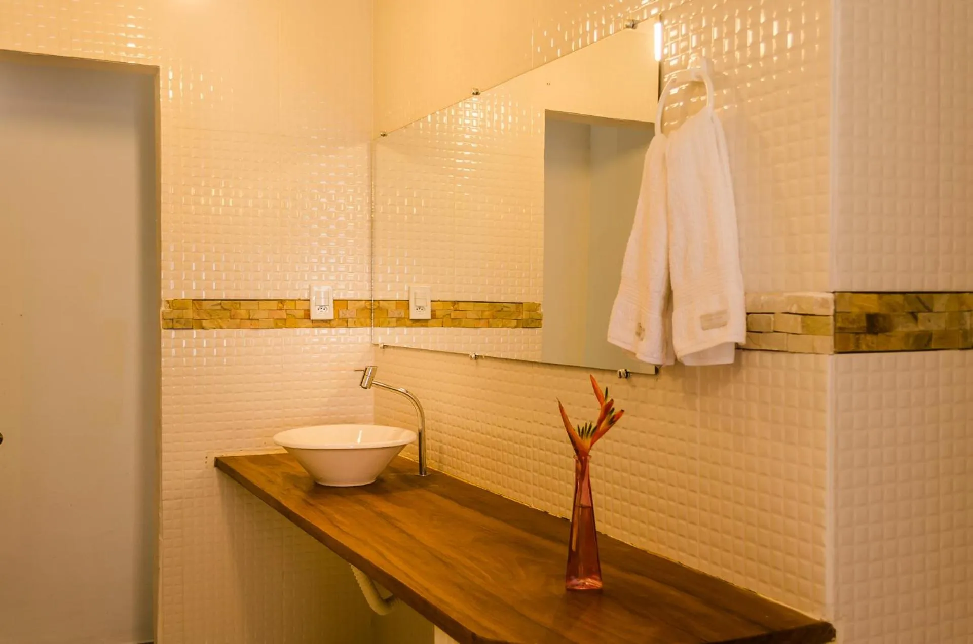 Bathroom in Sueds Trancoso